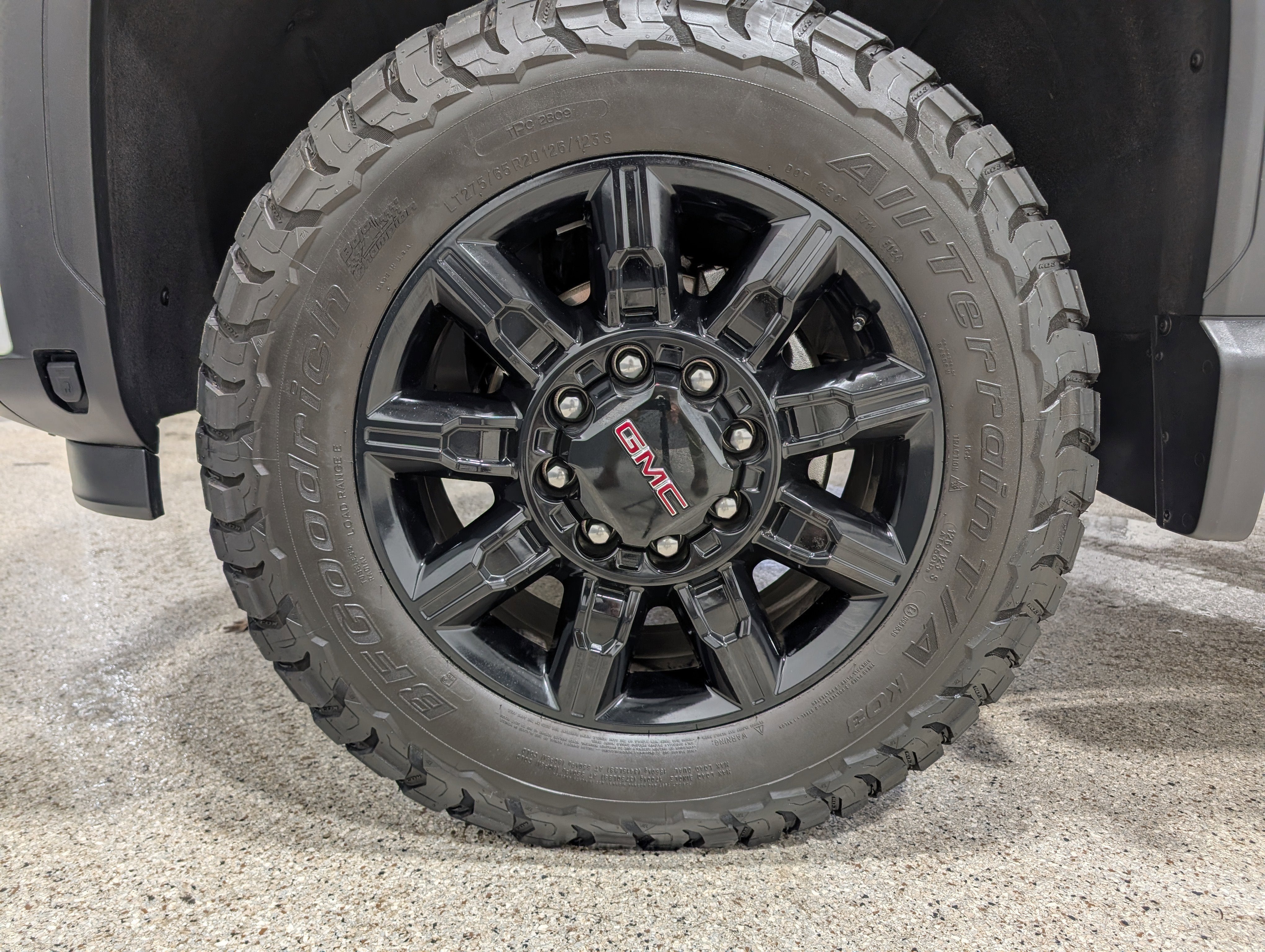 2025 GMC Sierra 2500 HD AT4