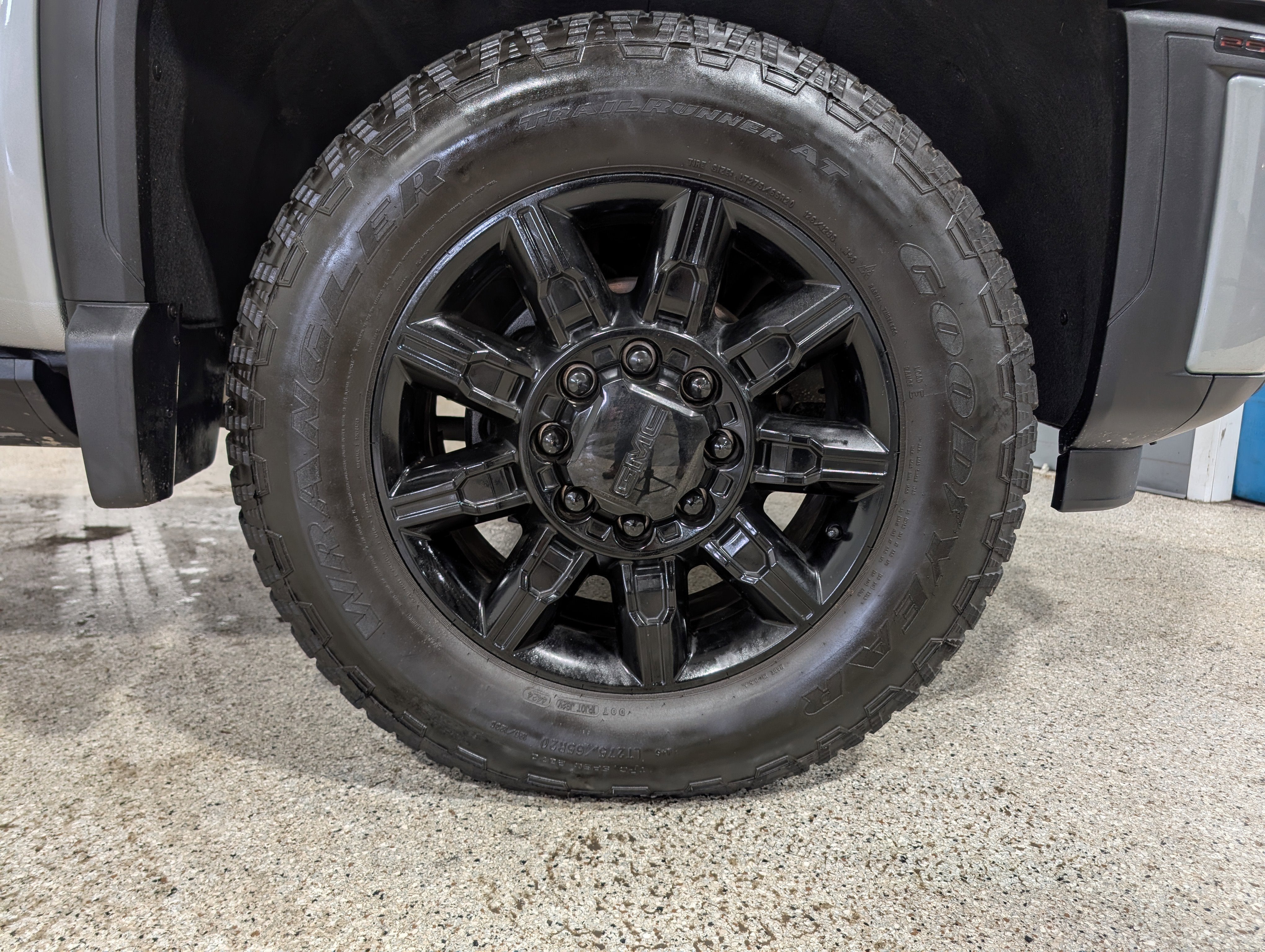 2025 GMC Sierra 2500 HD AT4