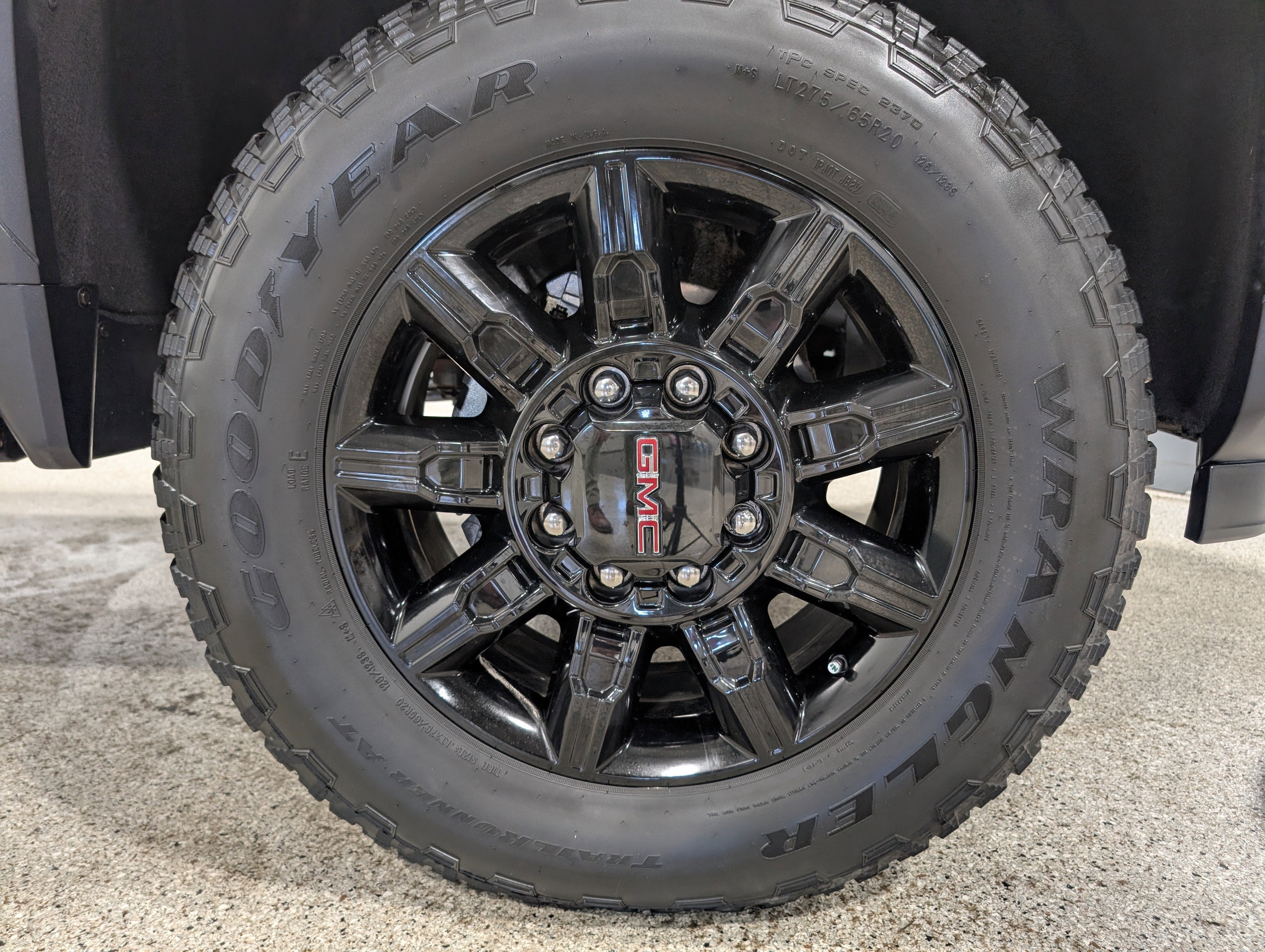 2025 GMC Sierra 2500 HD AT4