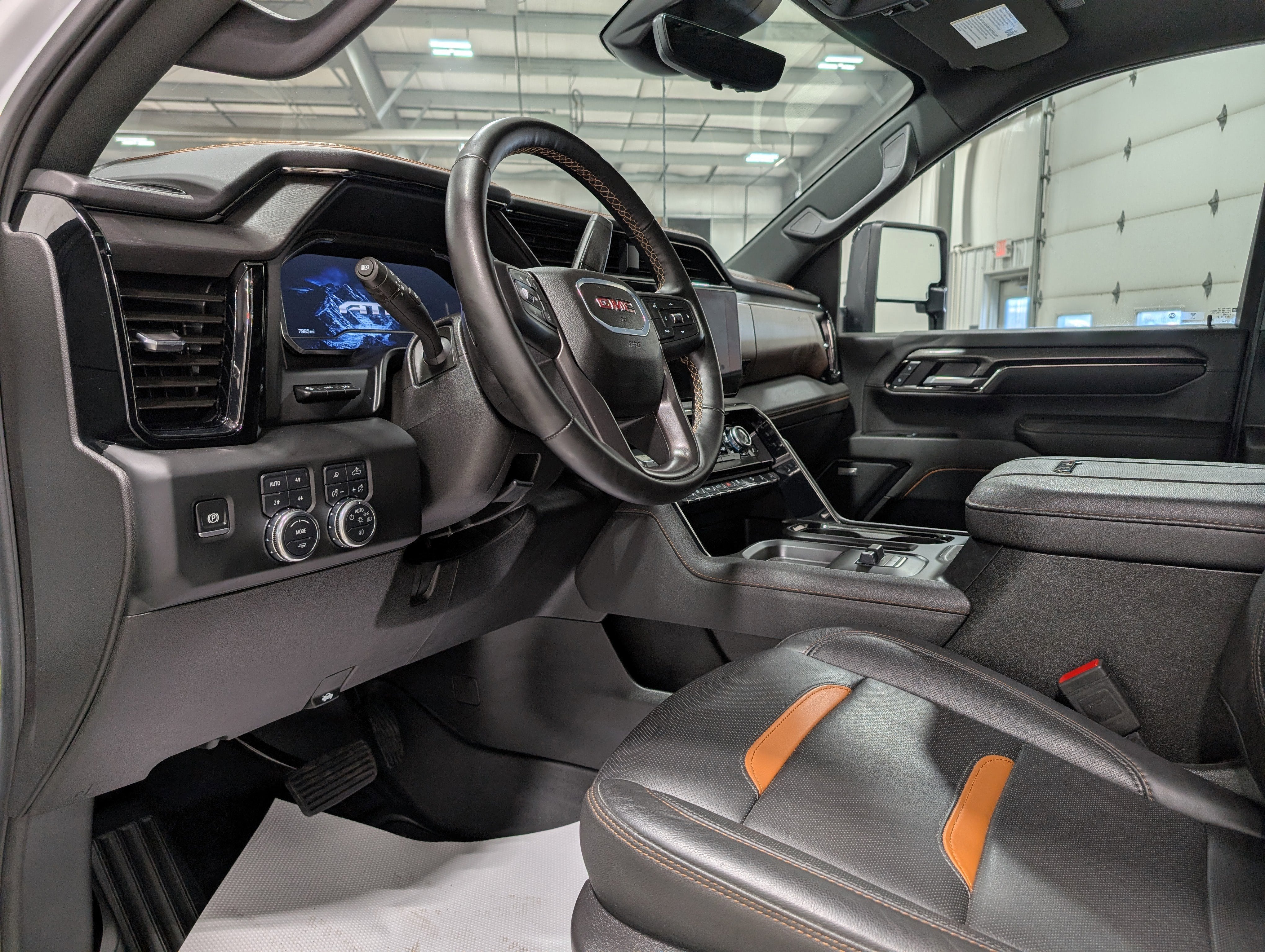 2025 GMC Sierra 2500 HD AT4