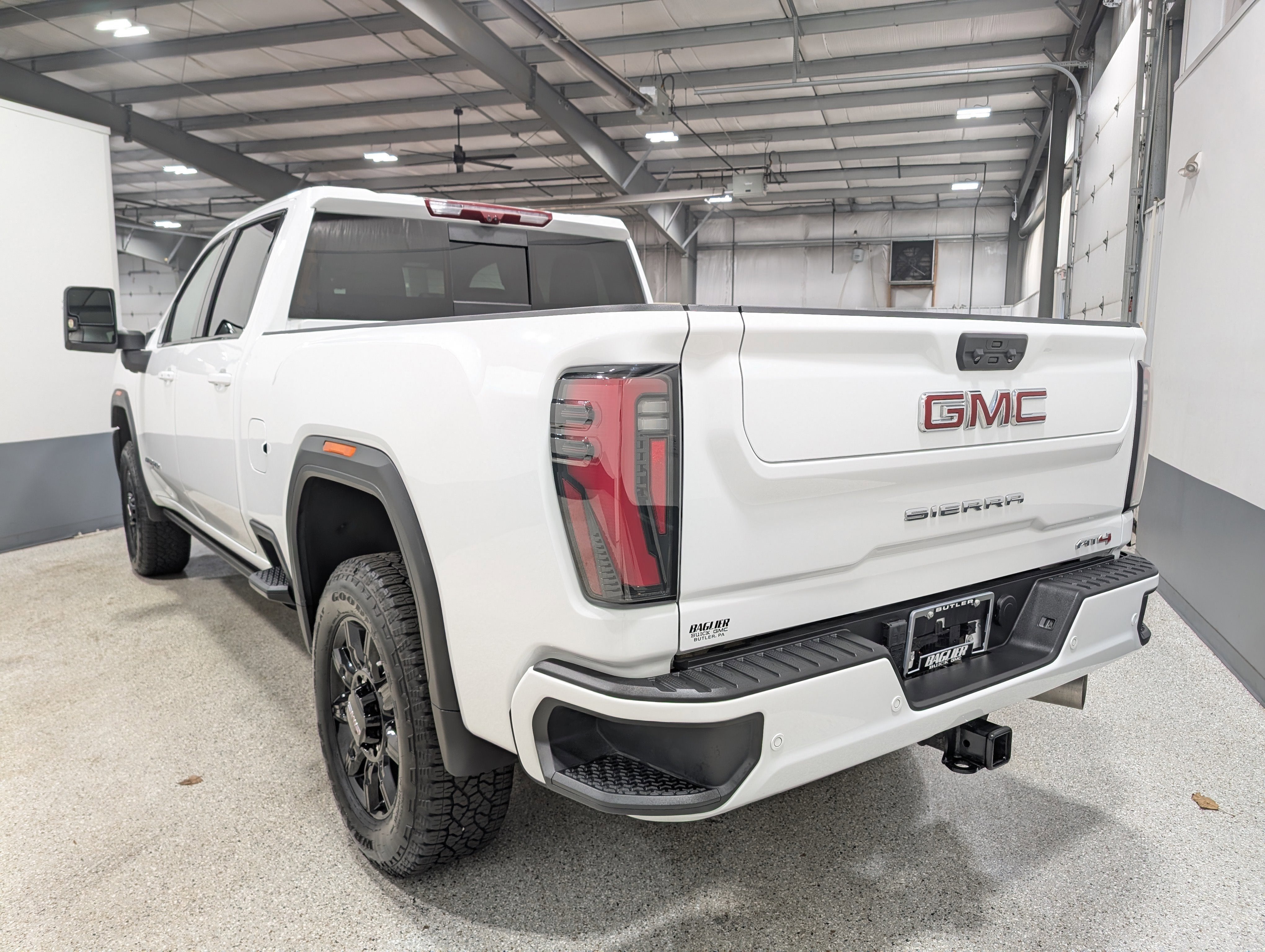 2025 GMC Sierra 2500 HD AT4