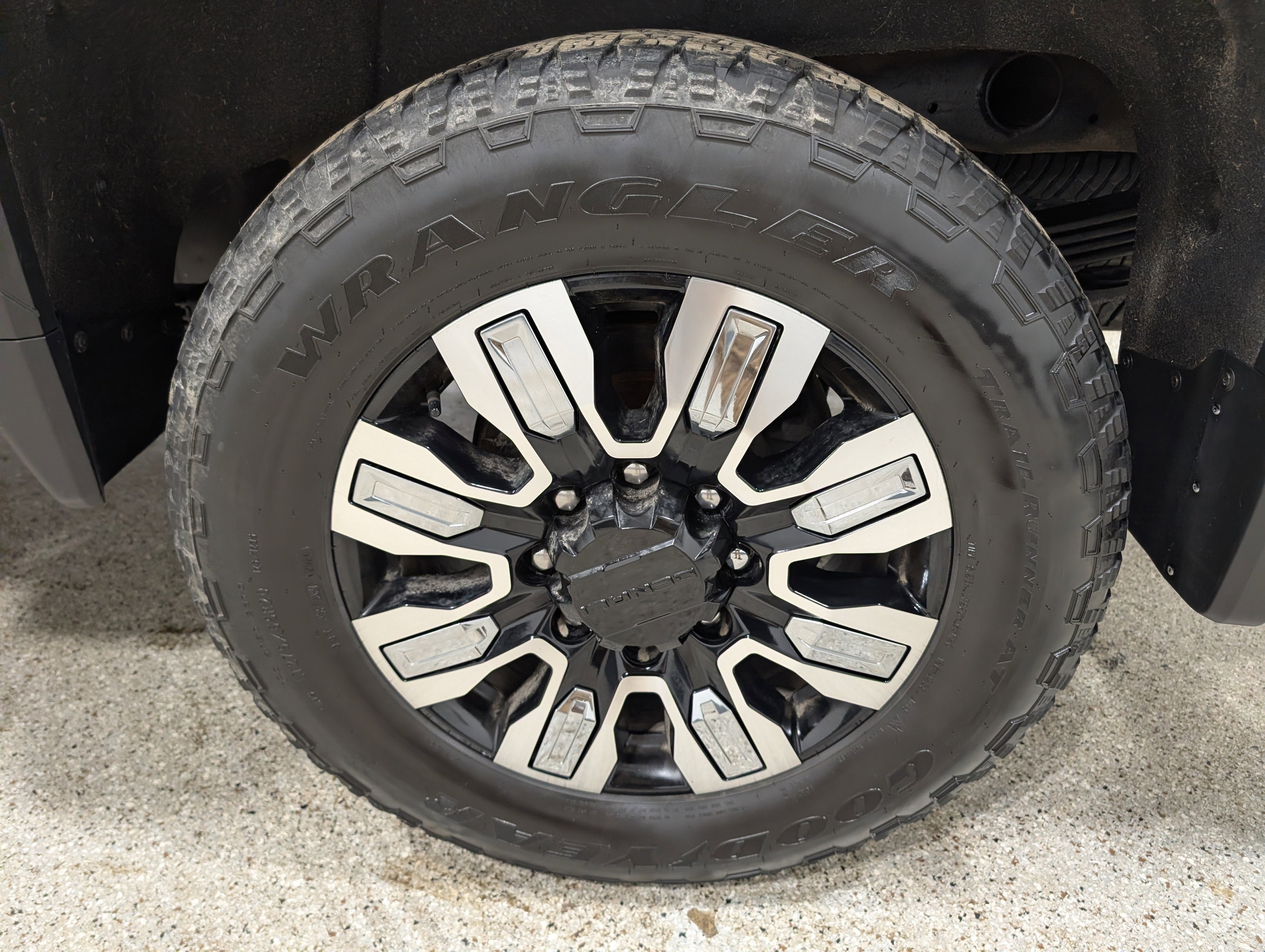 2025 GMC Sierra 2500 HD Denali