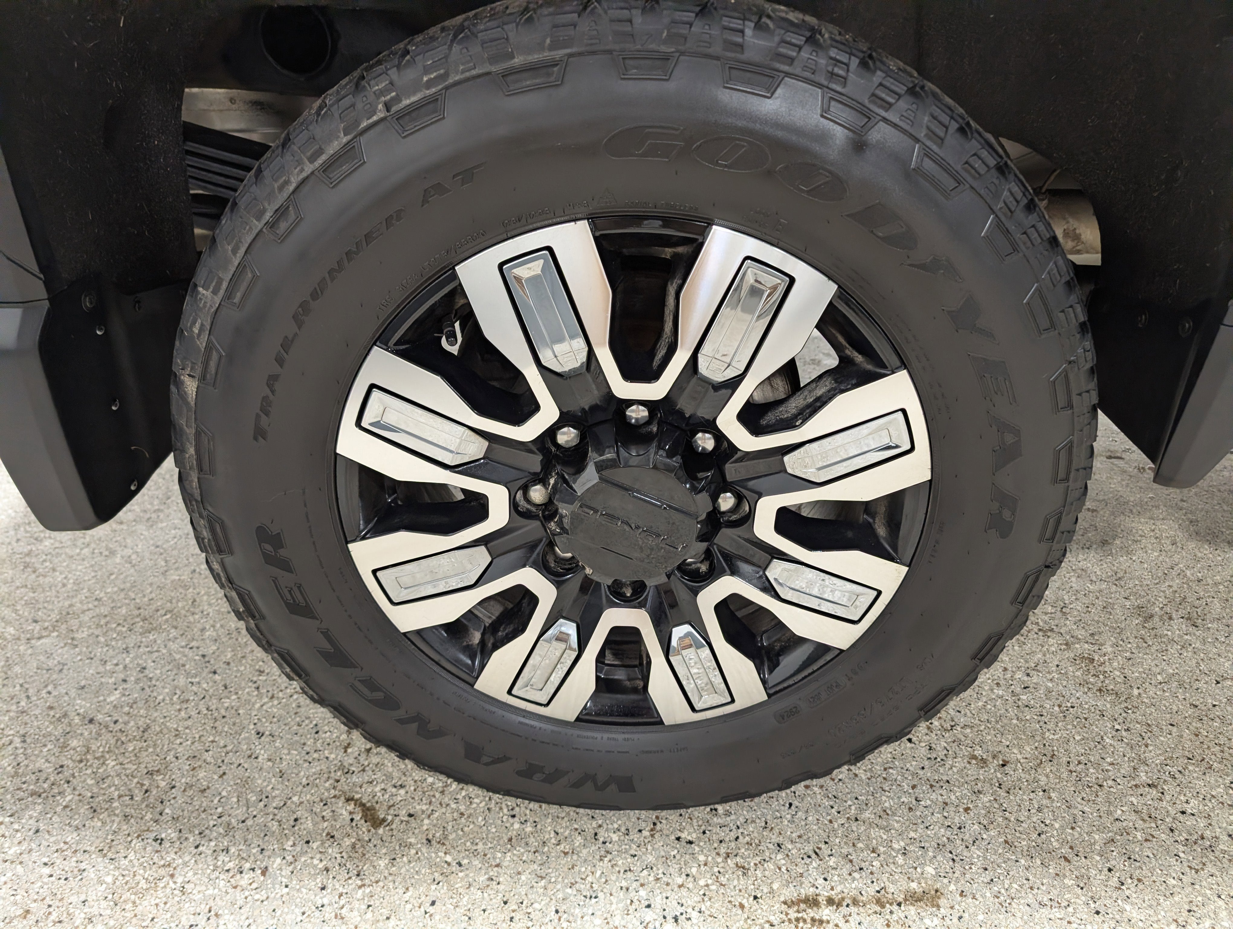 2025 GMC Sierra 2500 HD Denali