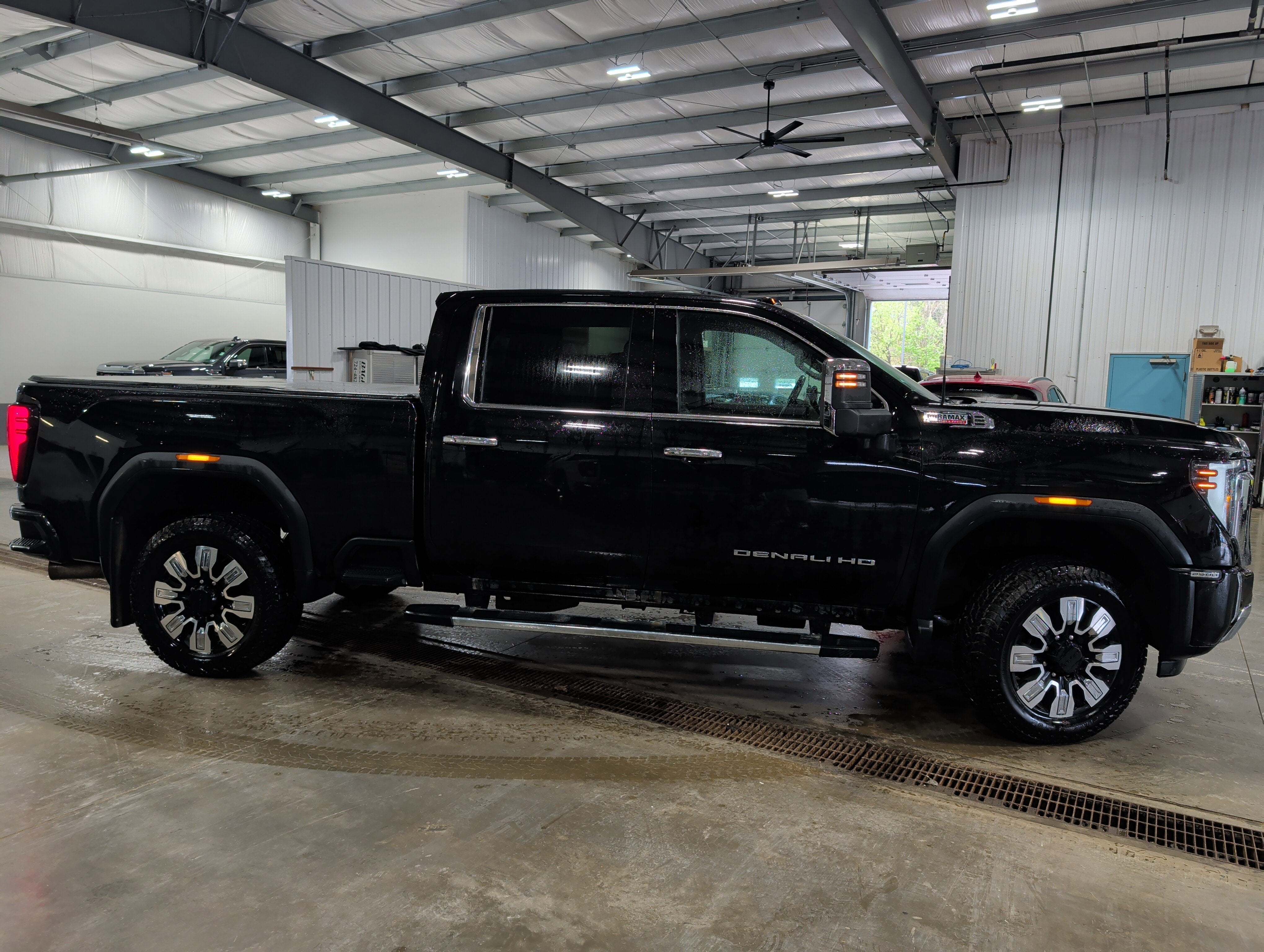 2025 GMC Sierra 2500 HD Denali