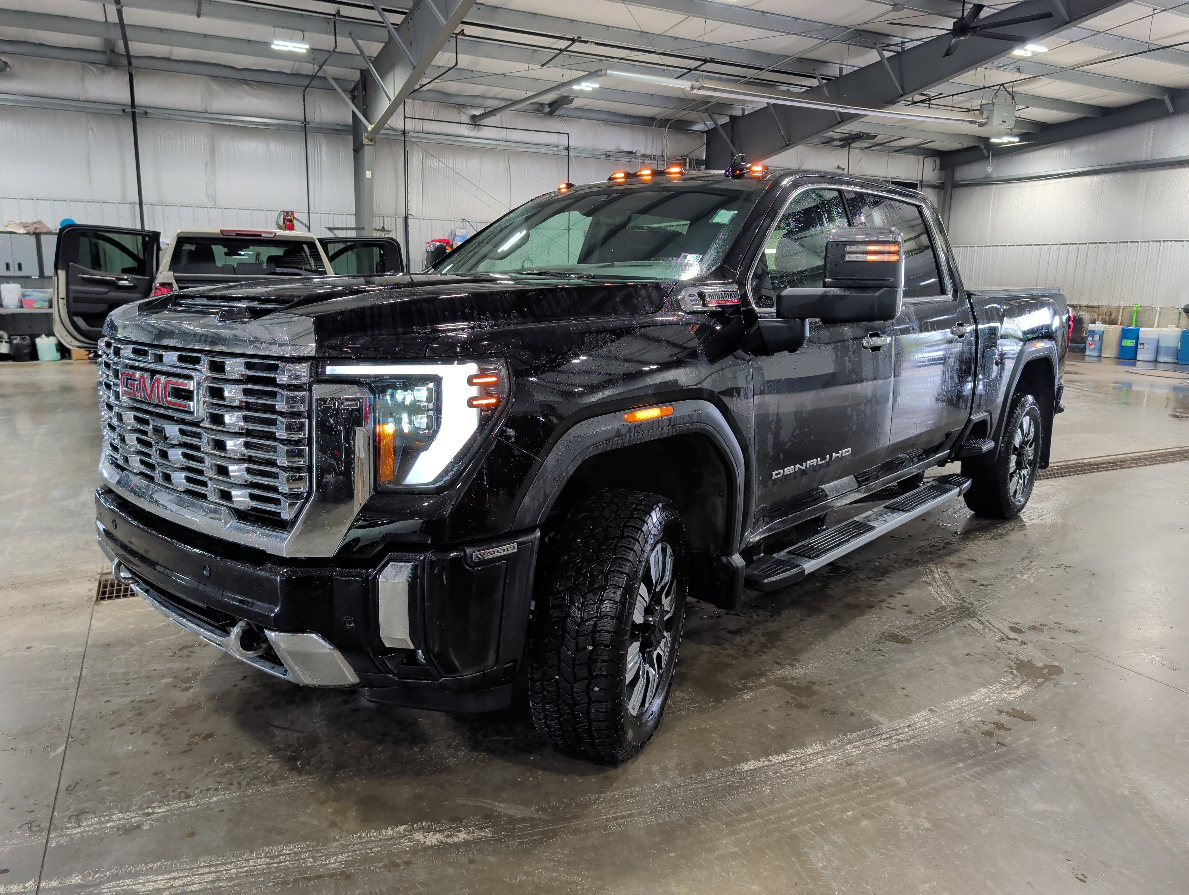 2025 GMC Sierra 2500 HD Denali