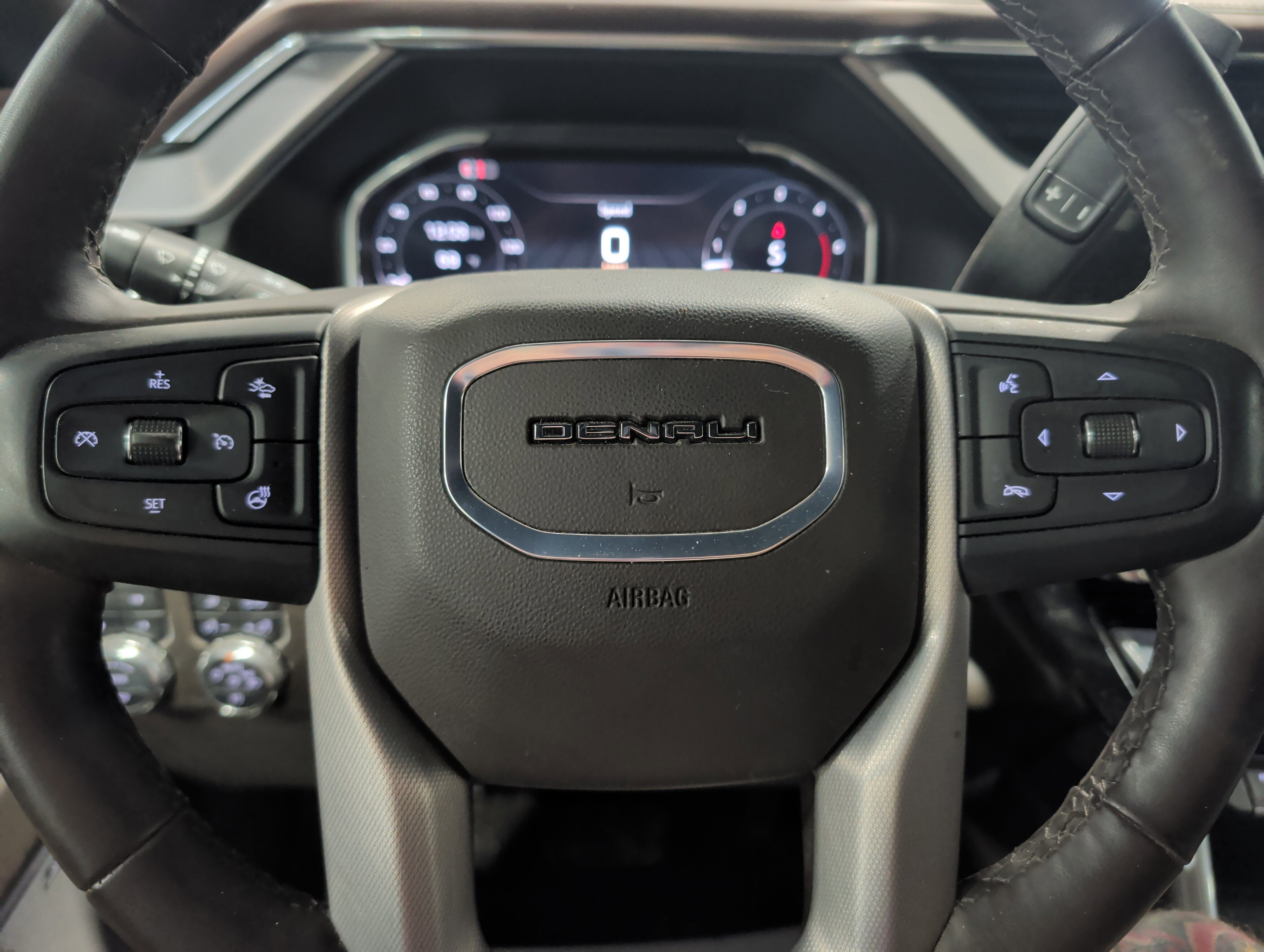 2025 GMC Sierra 2500 HD Denali