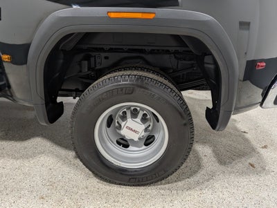 2025 GMC Sierra 3500 HD Pro DRW