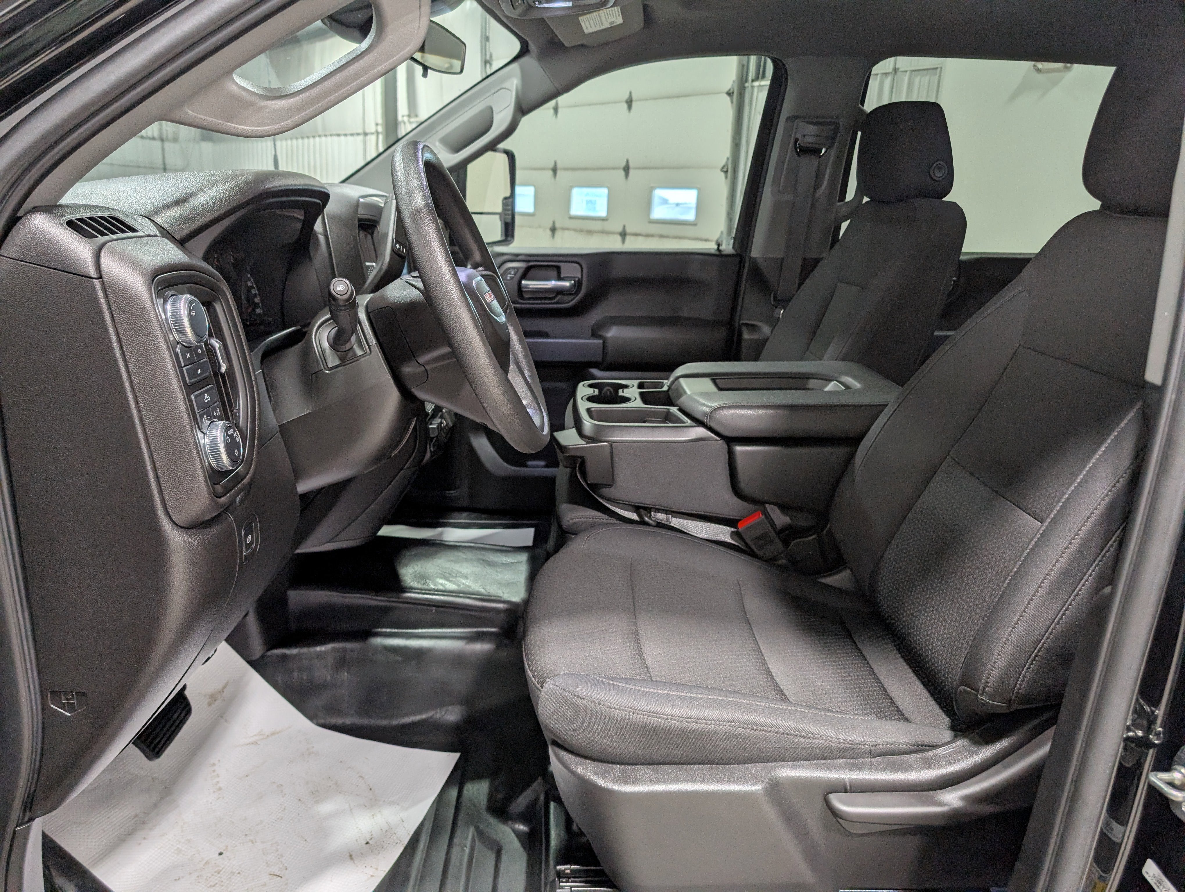 2025 GMC Sierra 3500 HD Pro DRW