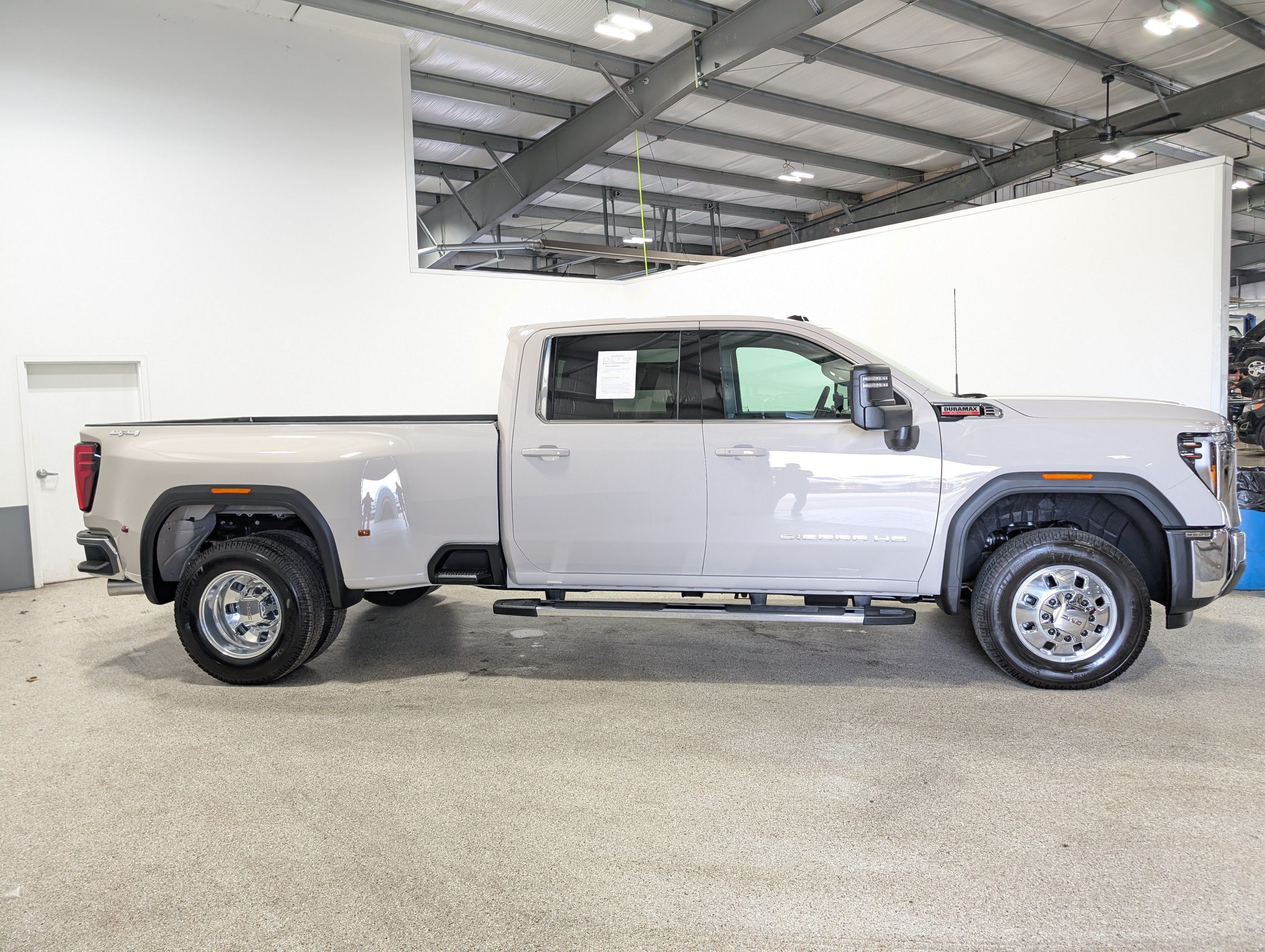 2026 GMC Sierra 3500 HD SLE DRW