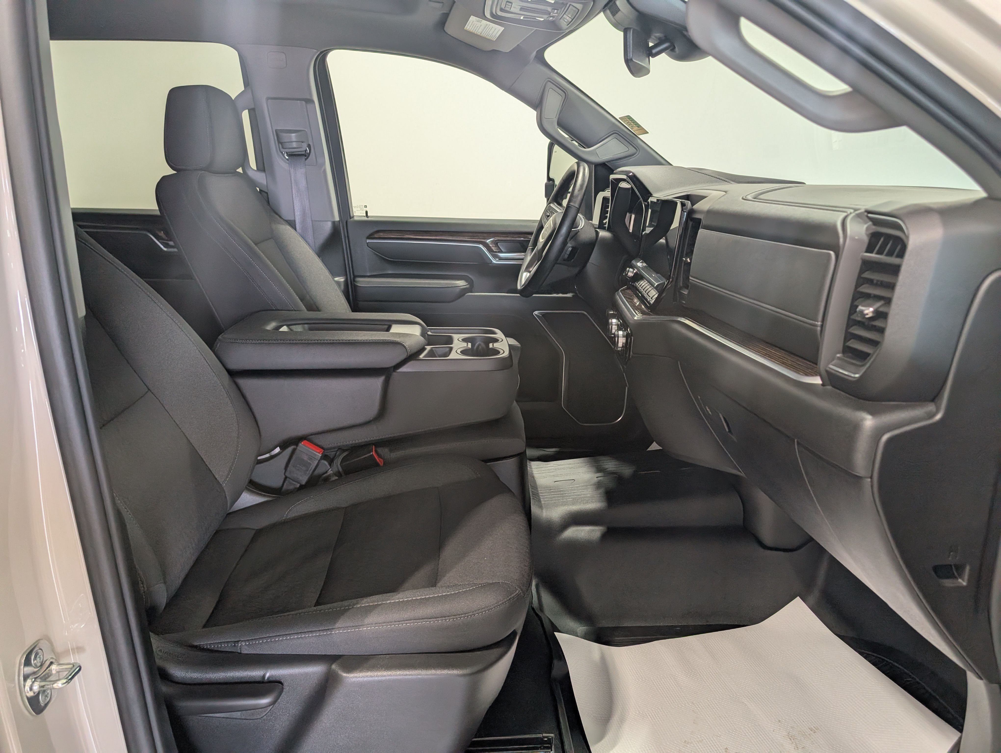 2026 GMC Sierra 3500 HD SLE