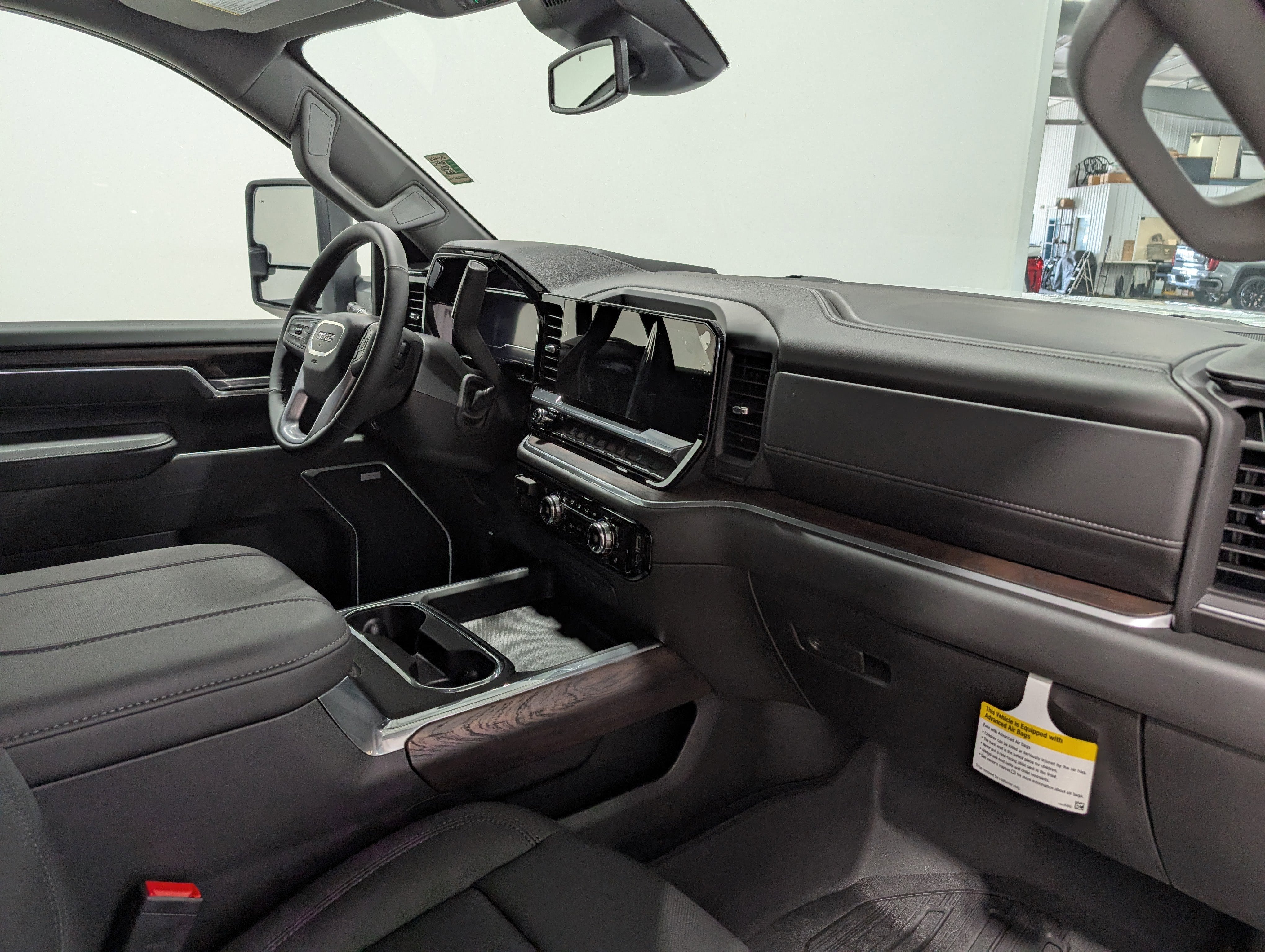 2025 GMC Sierra 3500 HD SLT