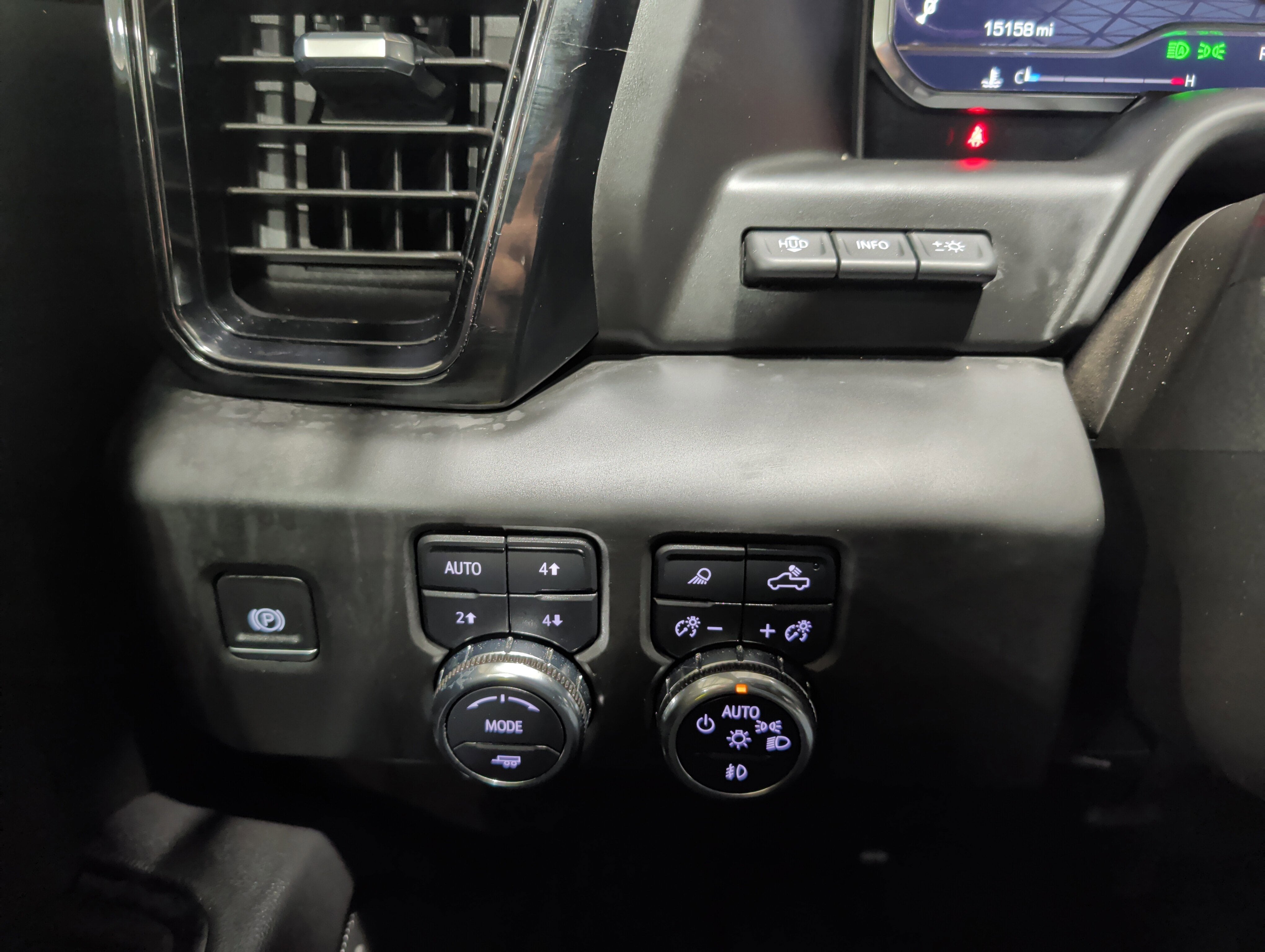 2025 GMC Sierra 3500 HD AT4
