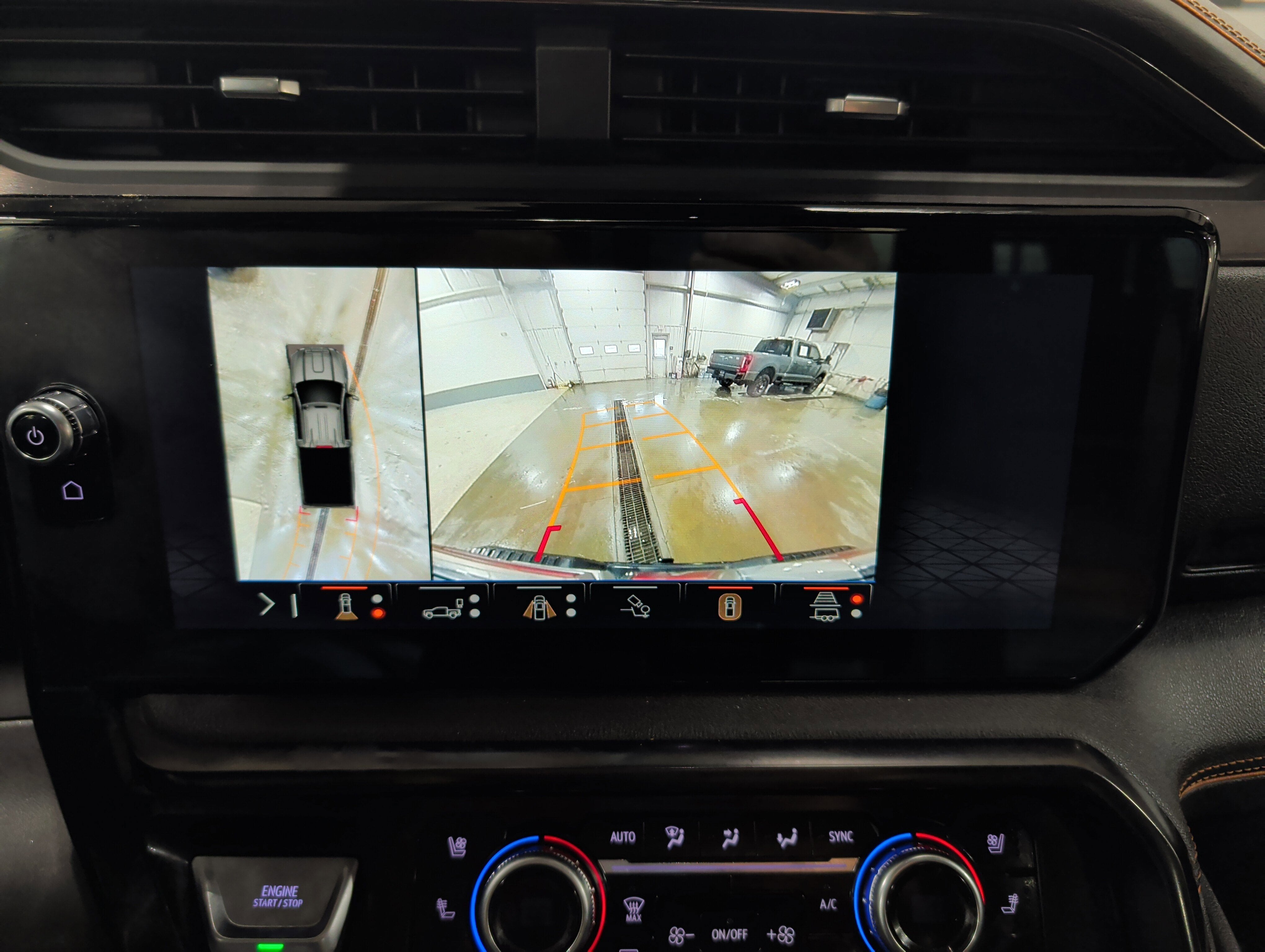 2025 GMC Sierra 3500 HD AT4