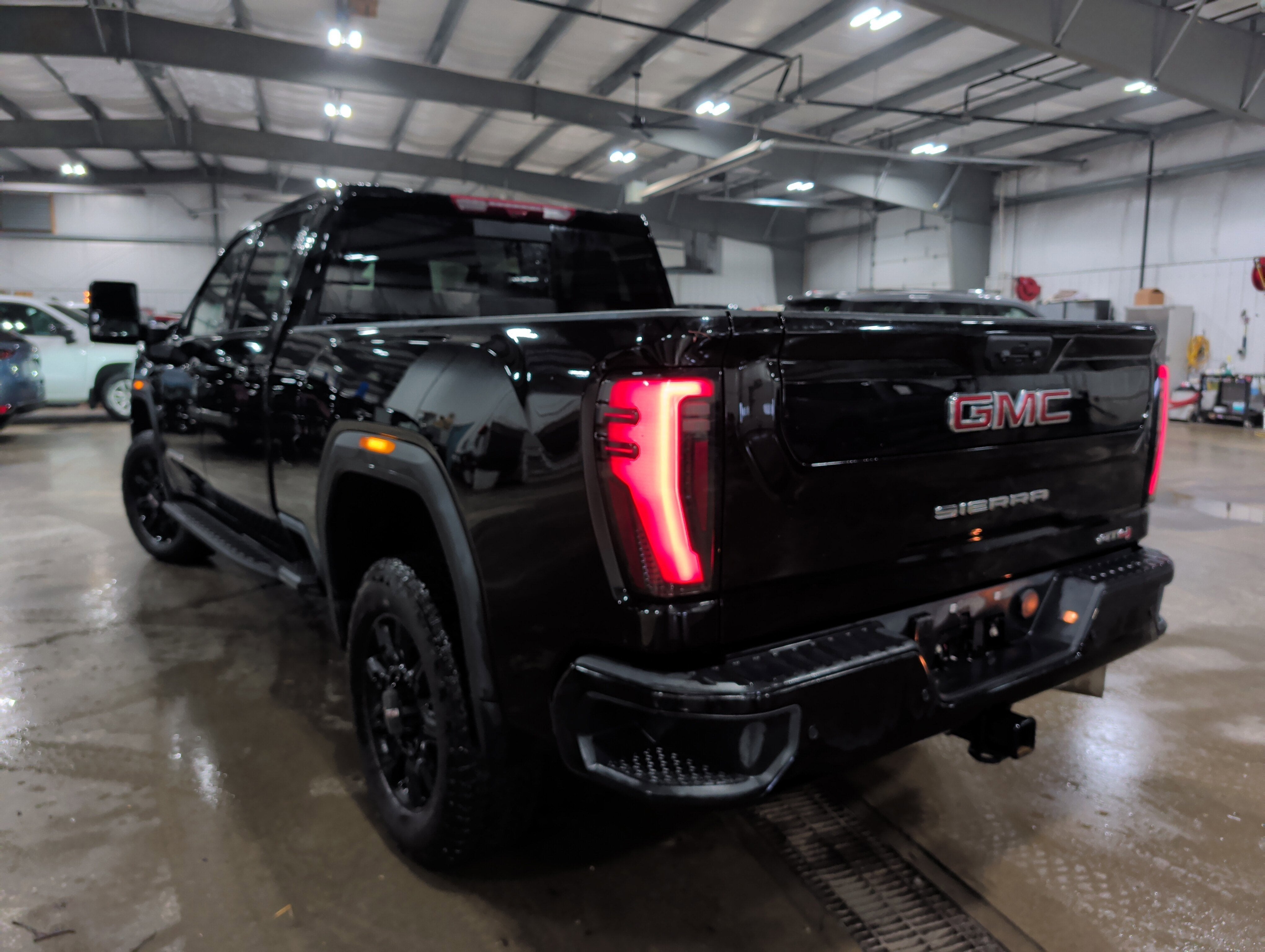 2025 GMC Sierra 3500 HD AT4