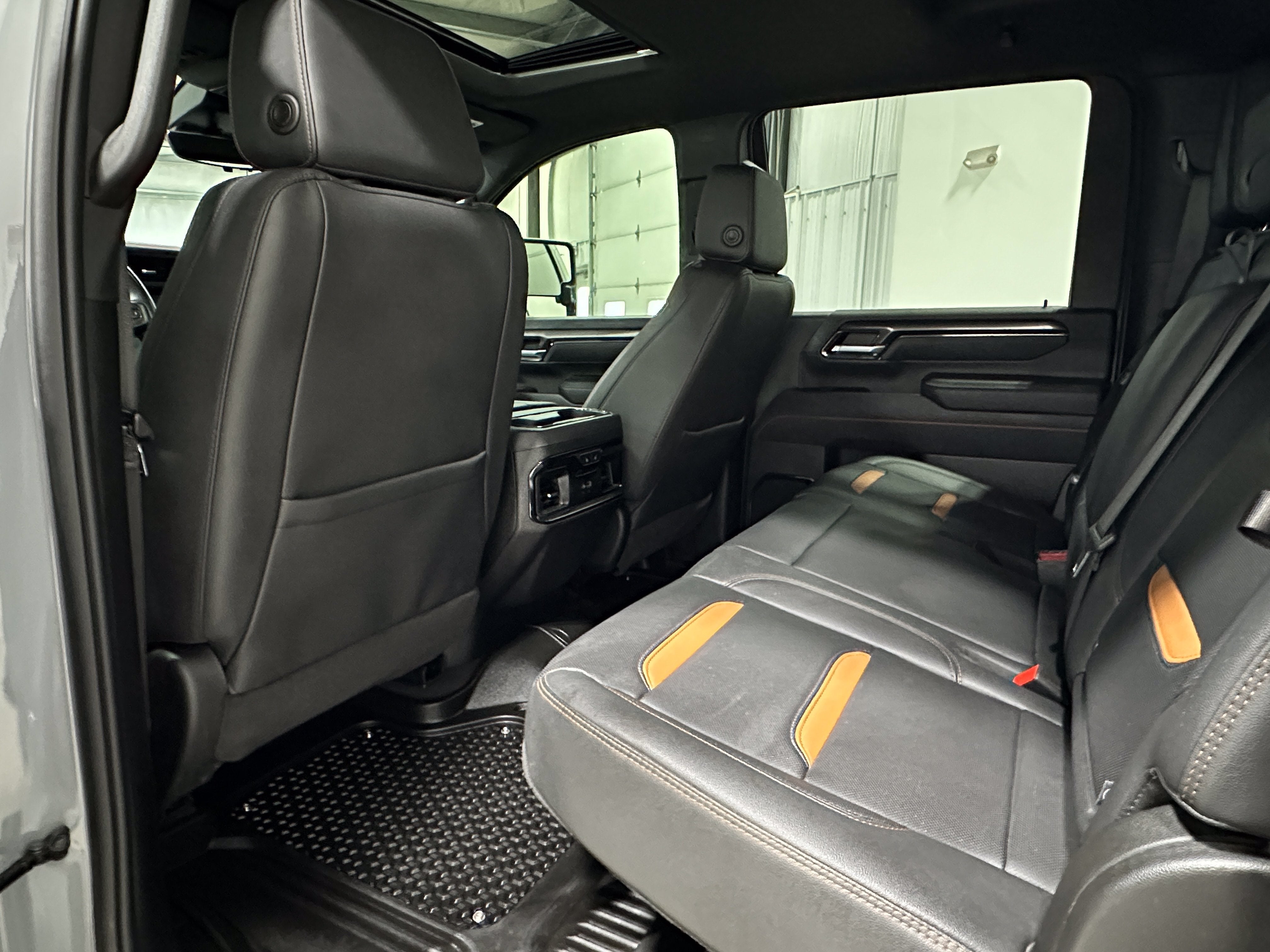 2025 GMC Sierra 3500 HD AT4