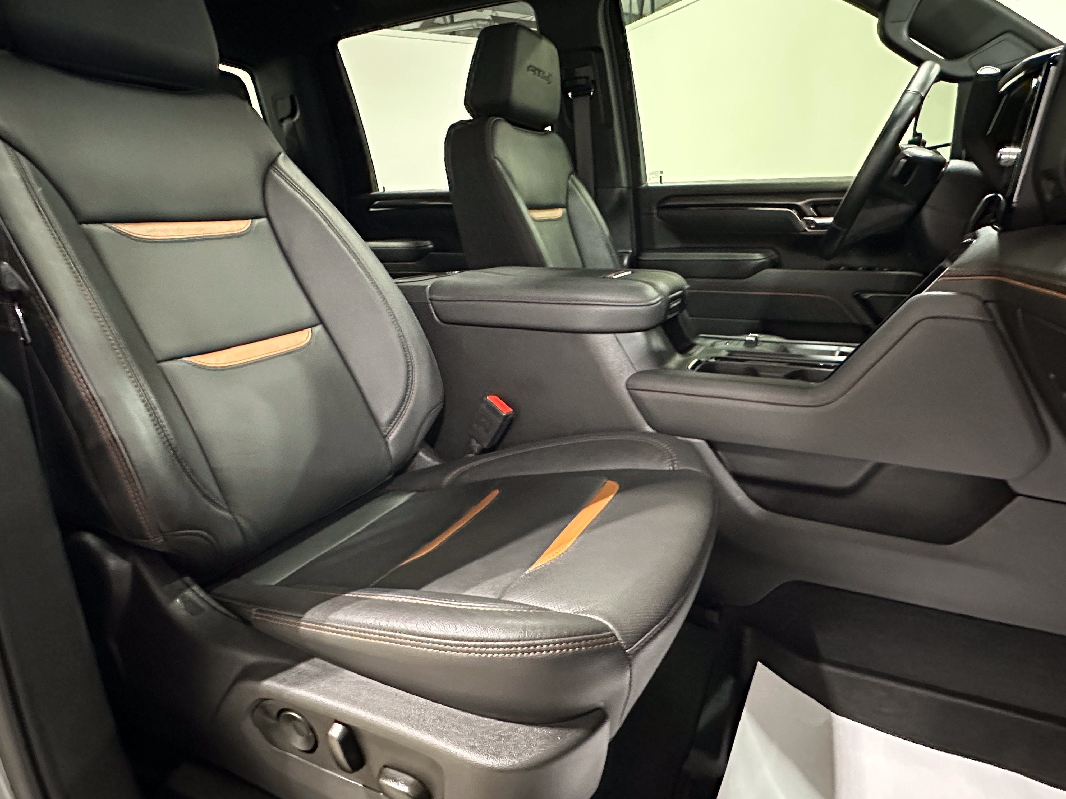 2025 GMC Sierra 3500 HD AT4