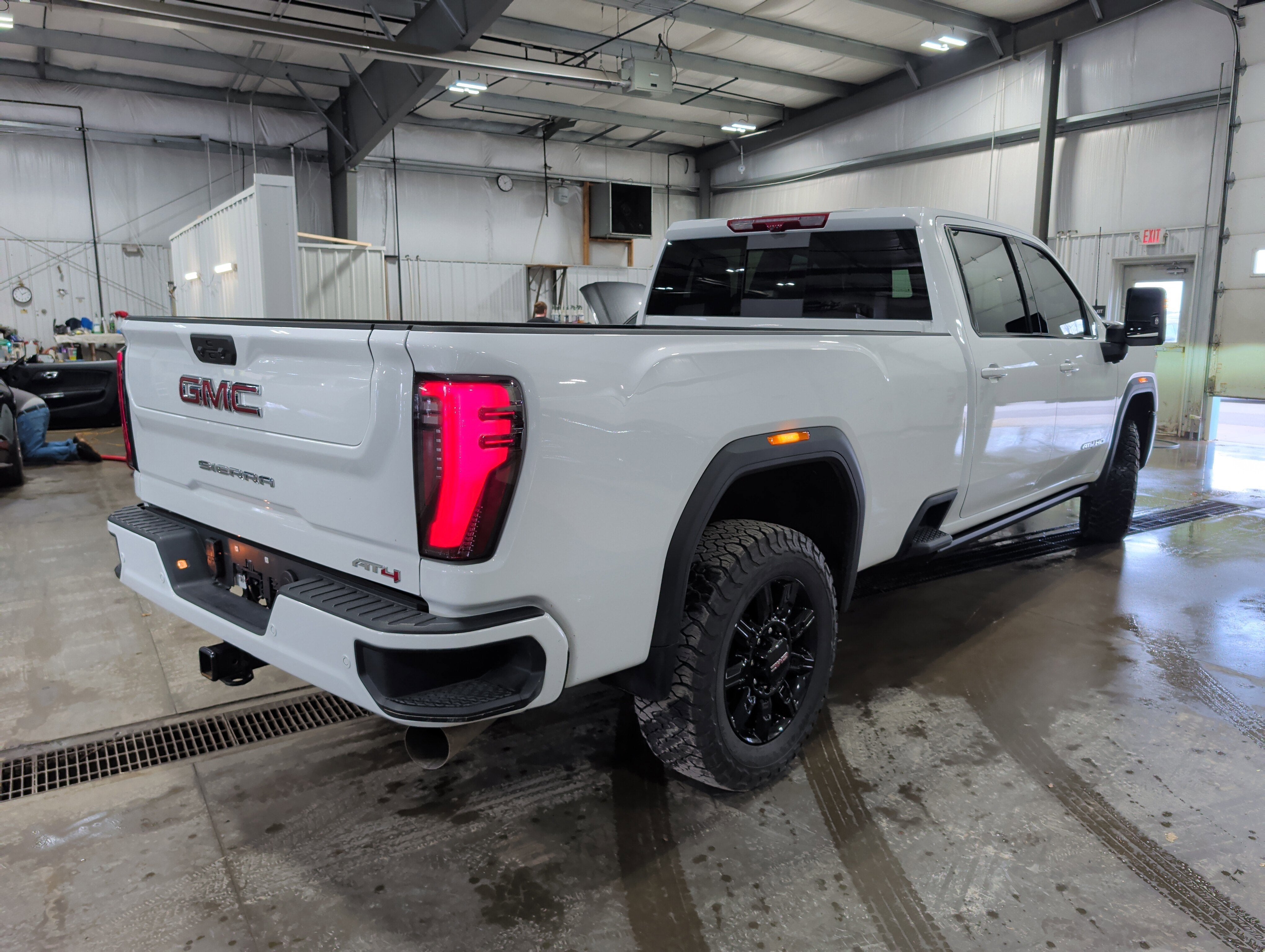 2025 GMC Sierra 3500 HD AT4