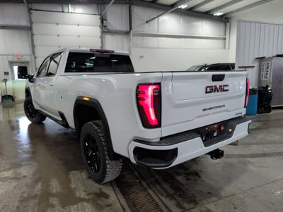2025 GMC Sierra 3500 HD AT4
