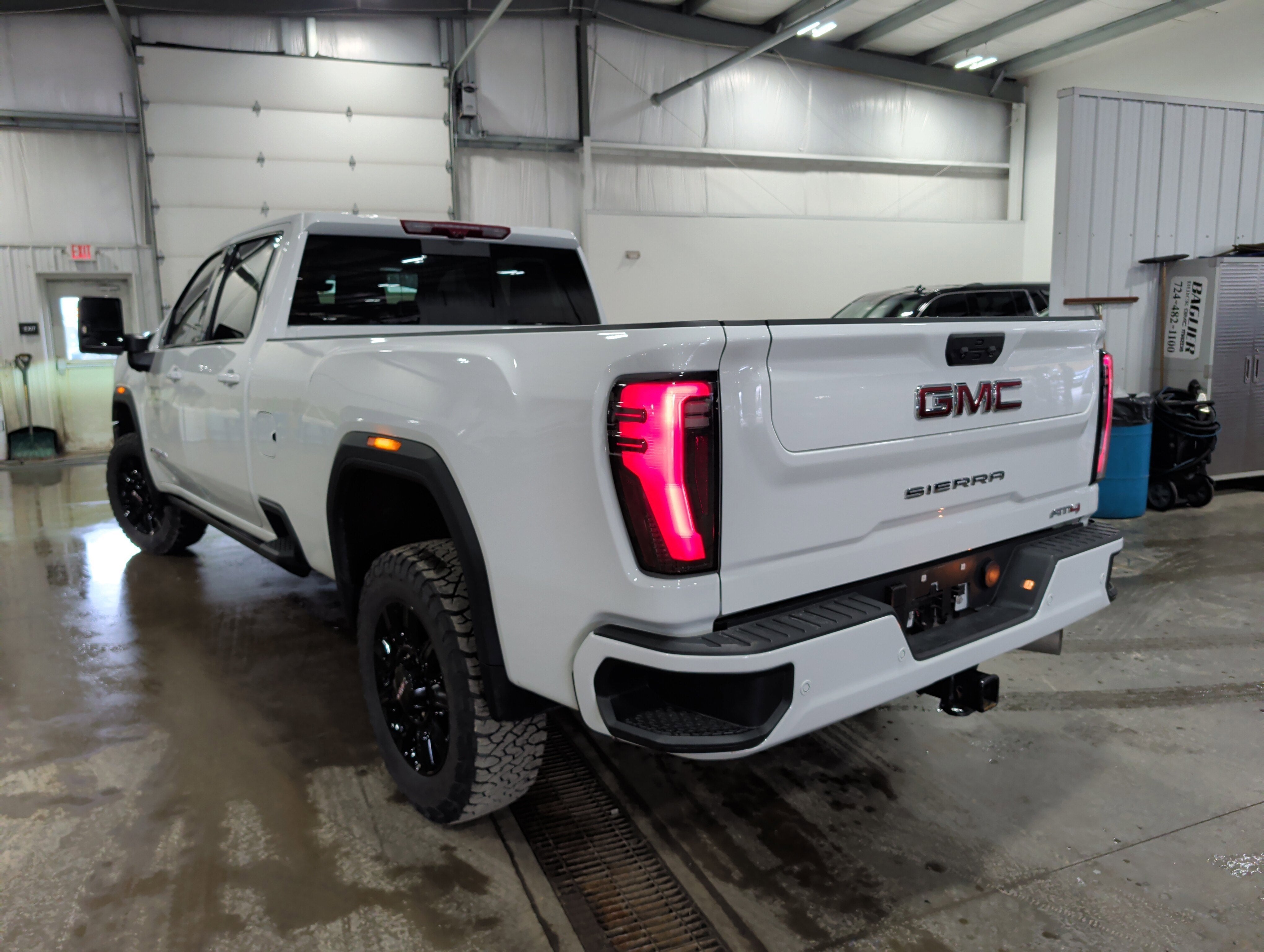 2025 GMC Sierra 3500 HD AT4
