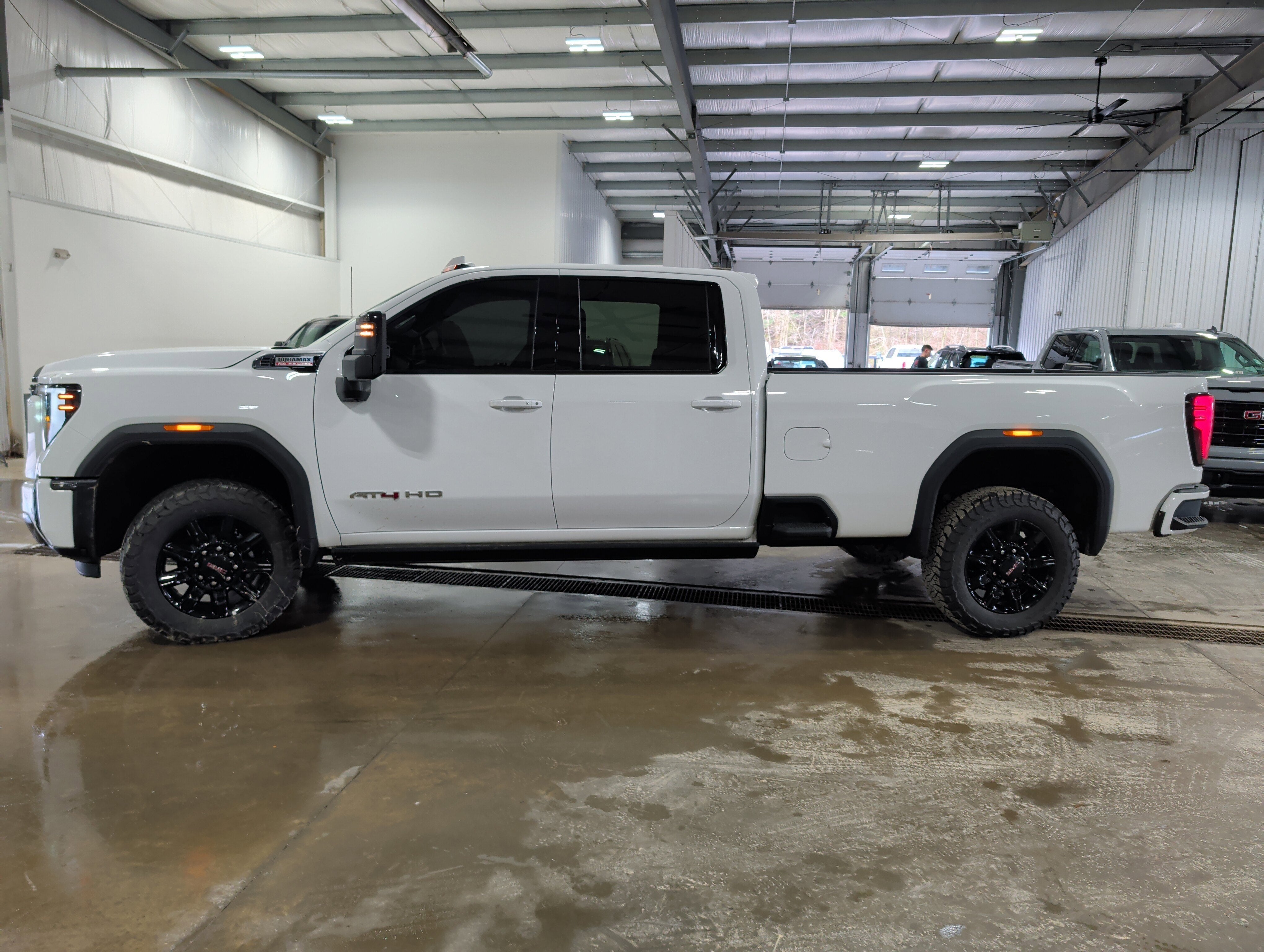 2025 GMC Sierra 3500 HD AT4