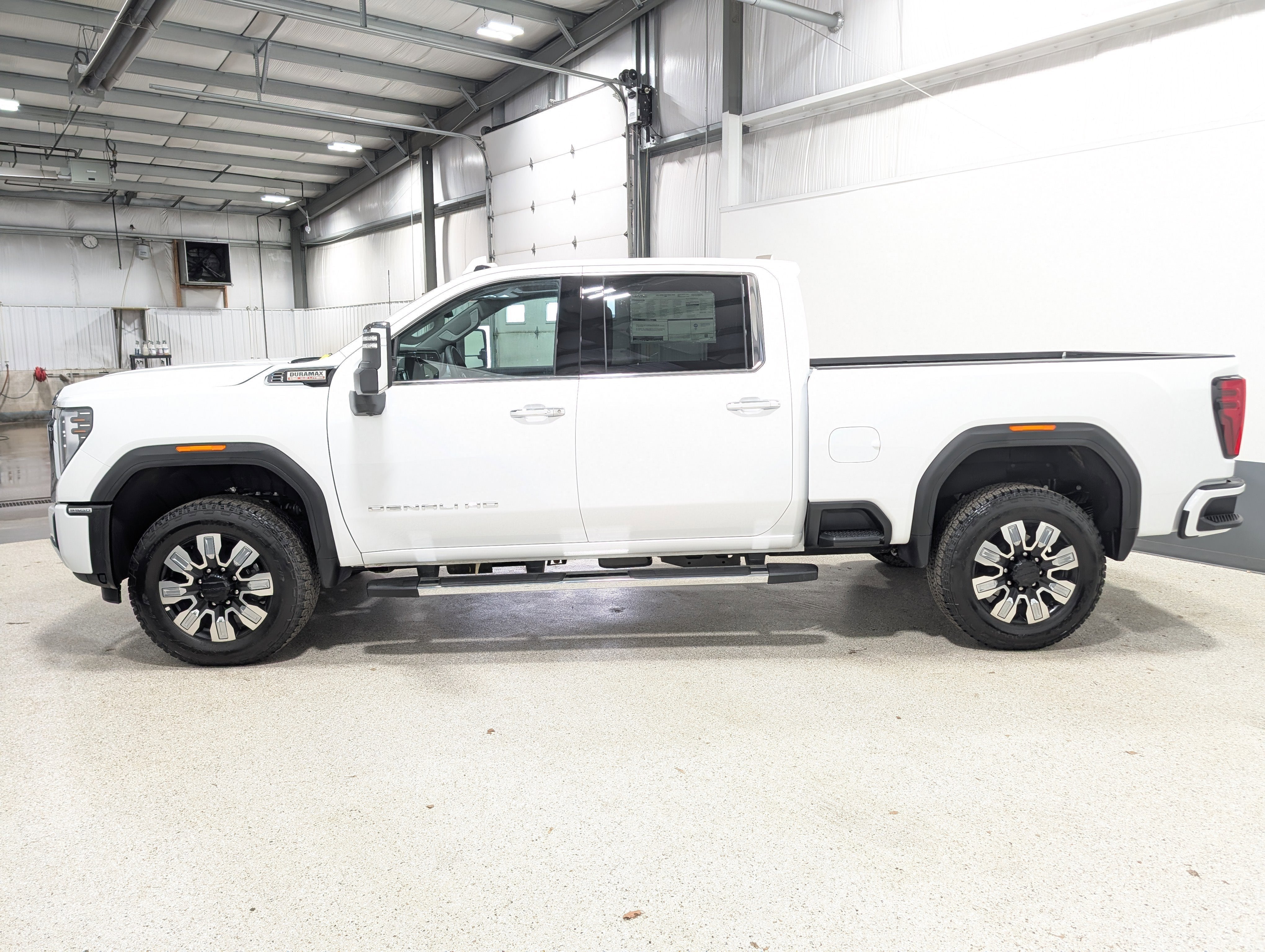 2025 GMC Sierra 3500 HD Denali