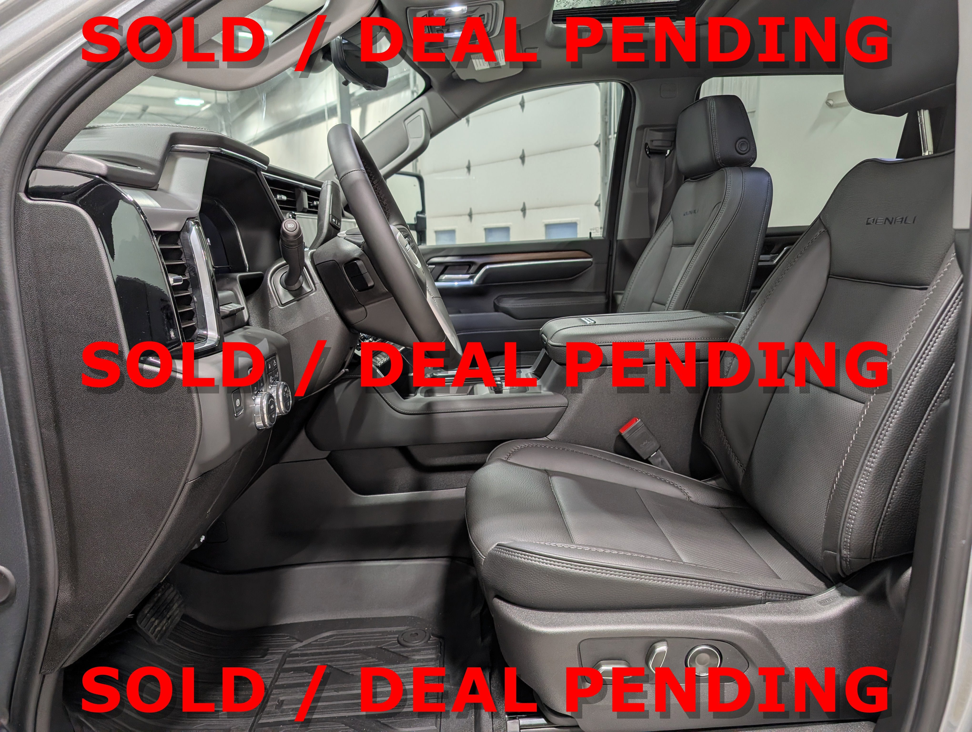 2025 GMC Sierra 3500 HD Denali