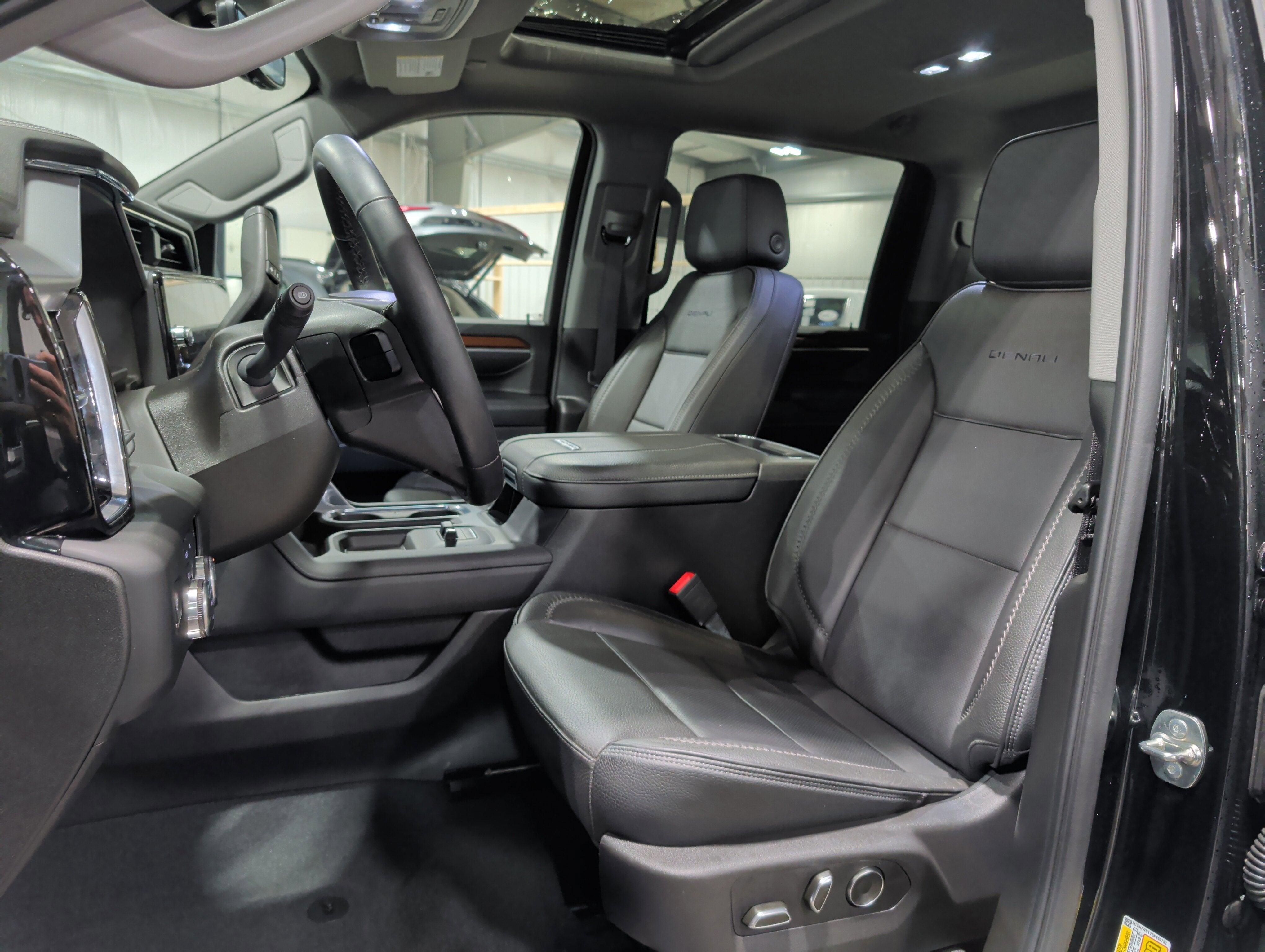 2025 GMC Sierra 3500 HD Denali