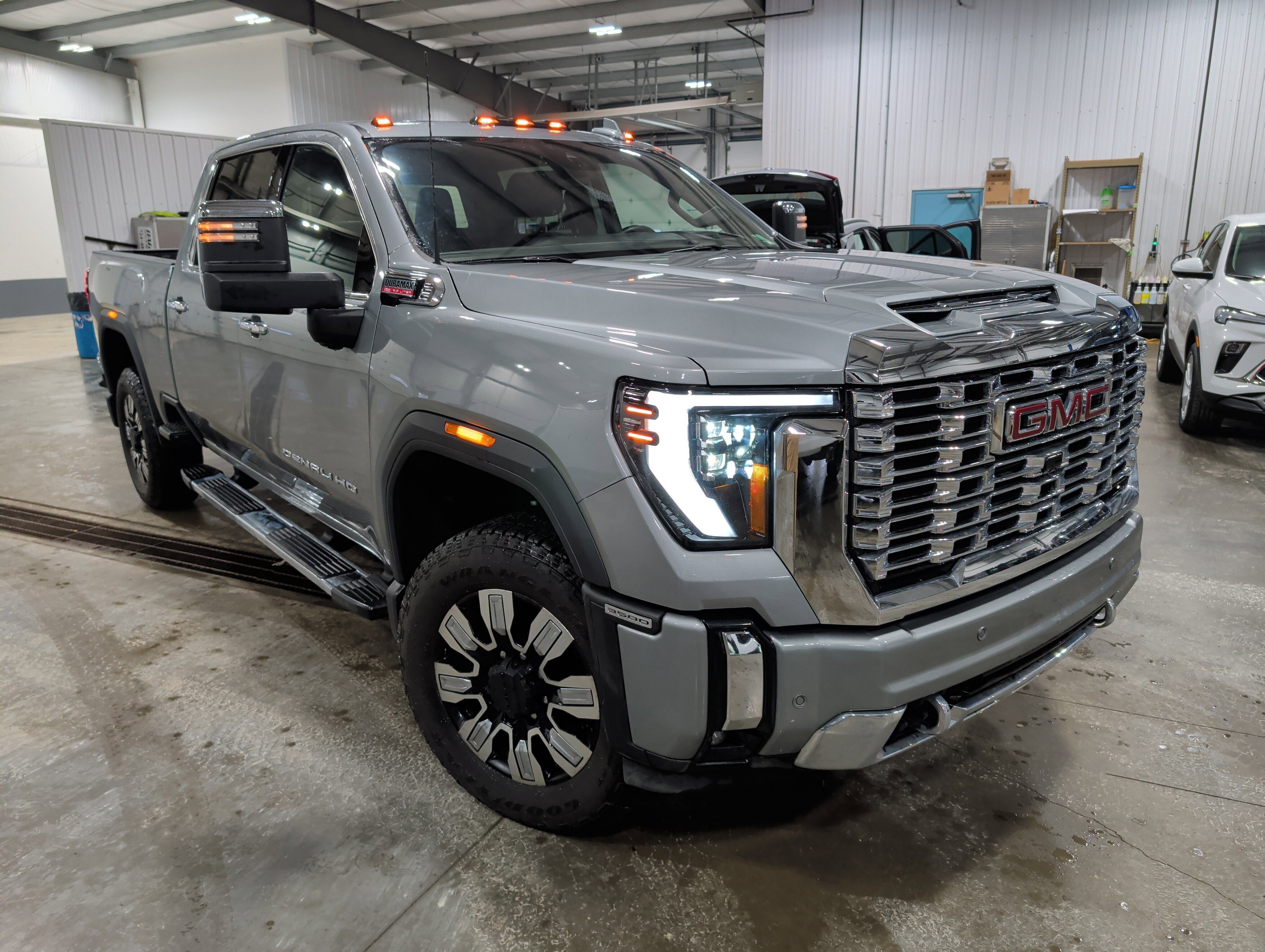 2025 GMC Sierra 3500 HD Denali