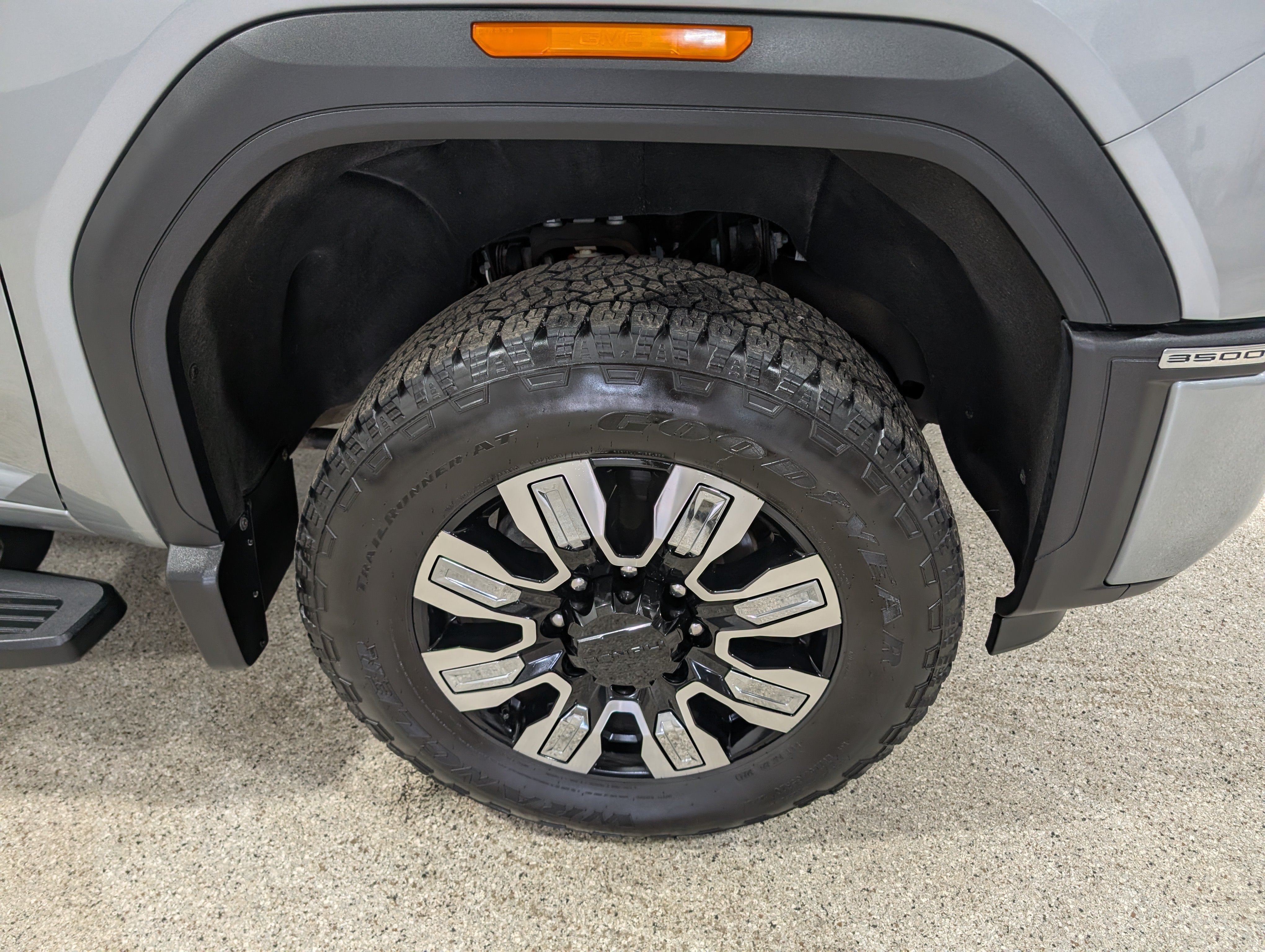 2025 GMC Sierra 3500 HD Denali