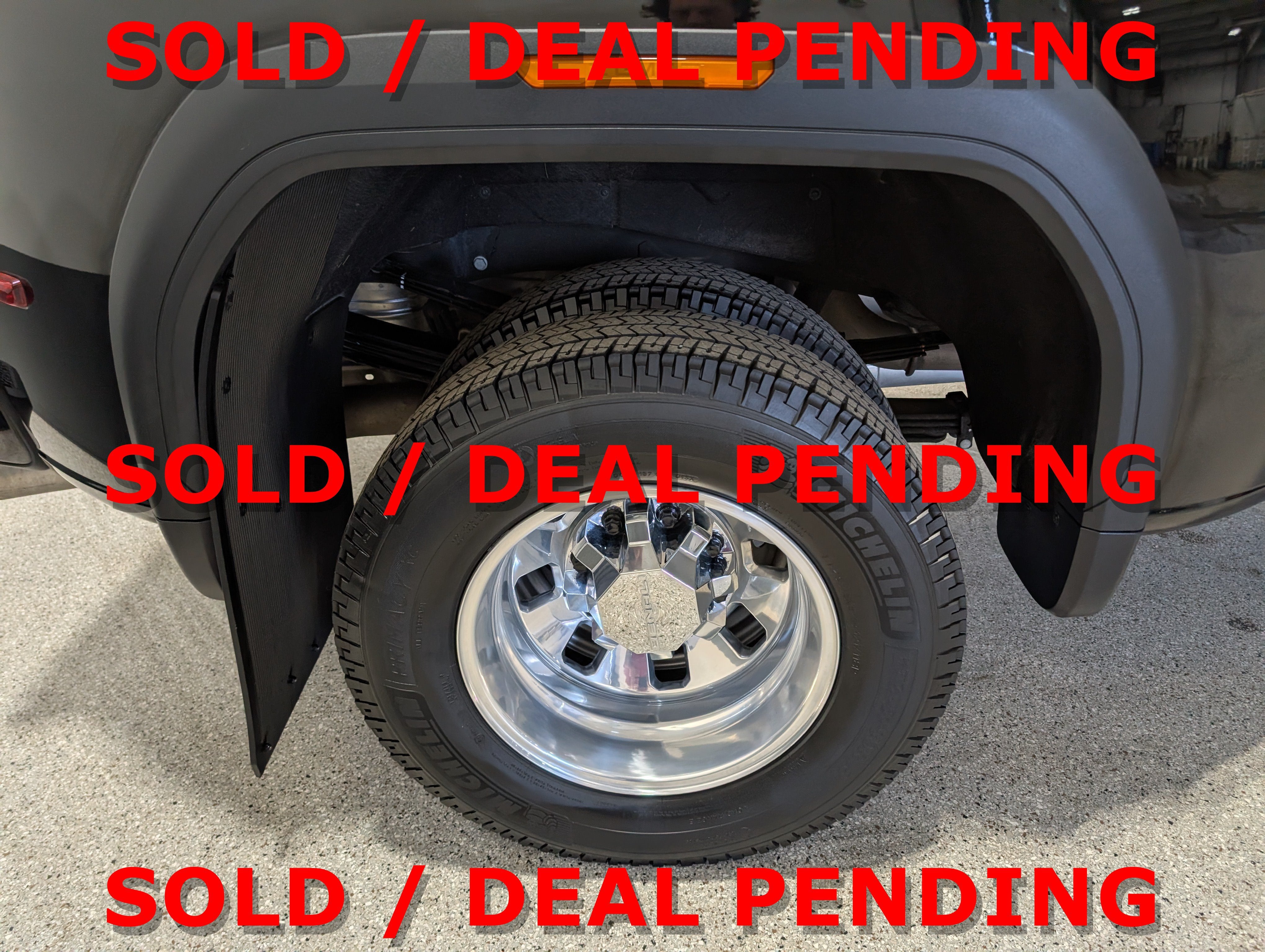 2025 GMC Sierra 3500 HD Denali Ultimate DRW