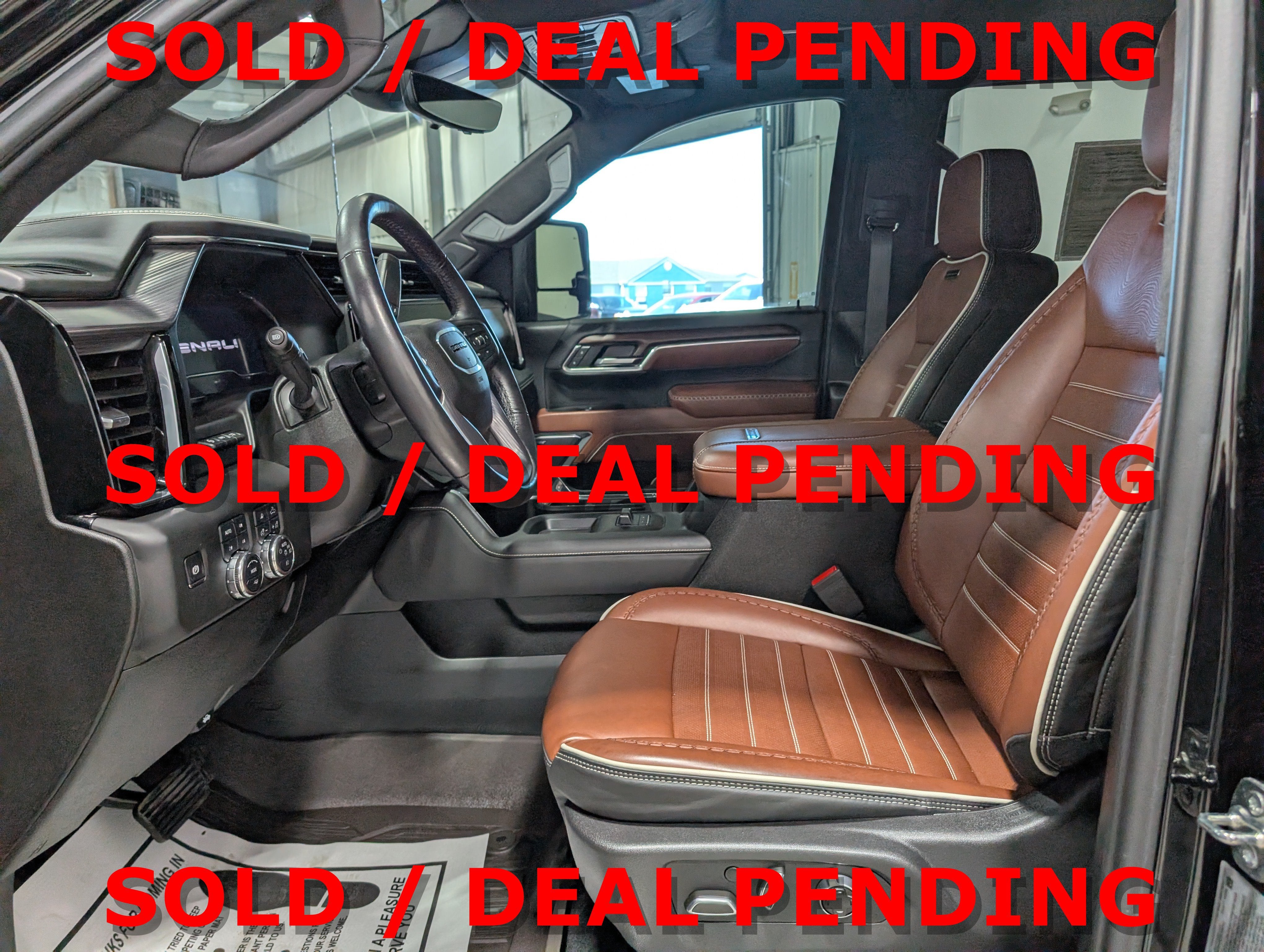 2025 GMC Sierra 3500 HD Denali Ultimate DRW