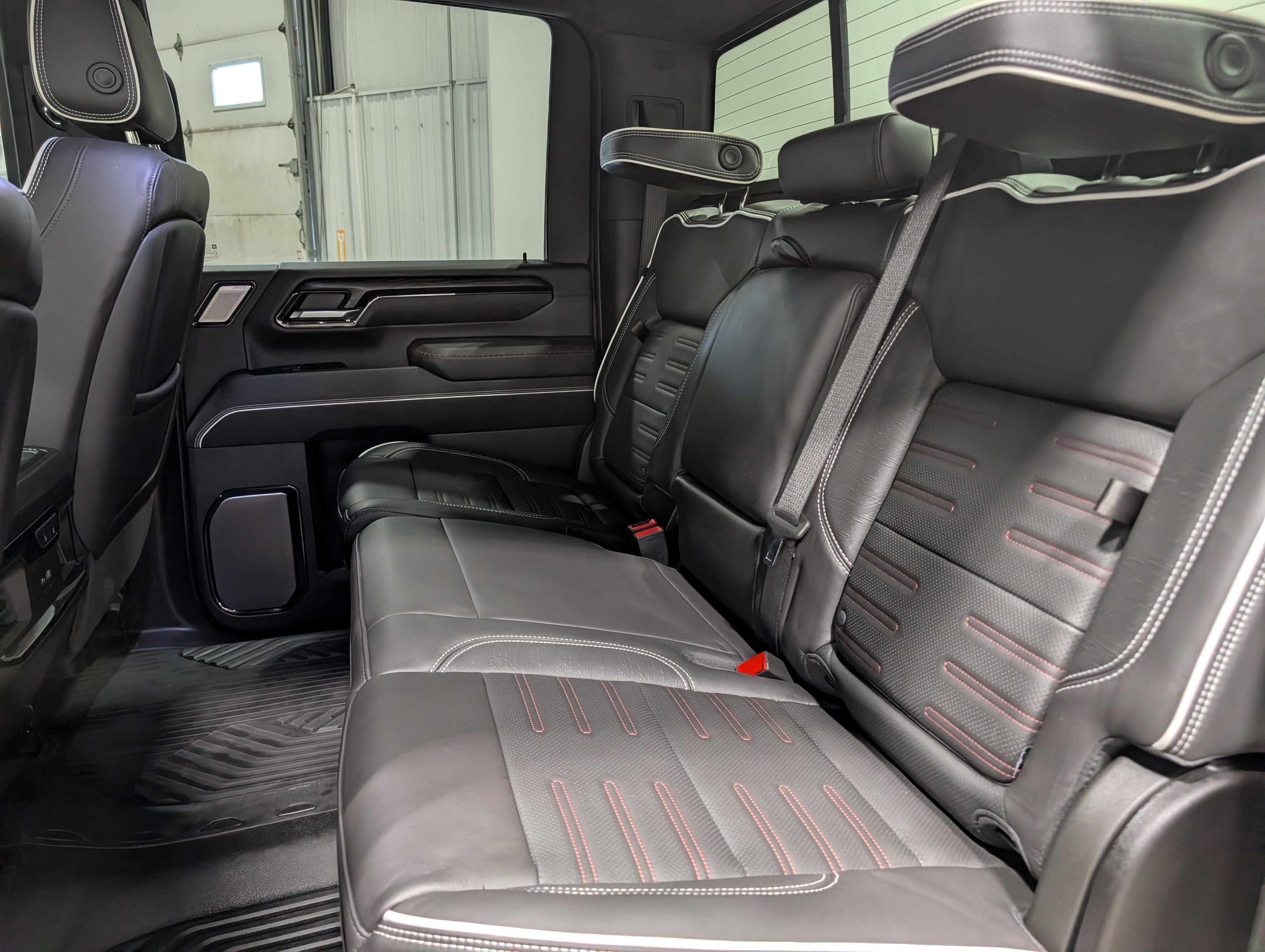 2025 GMC Sierra 2500 HD AT4X