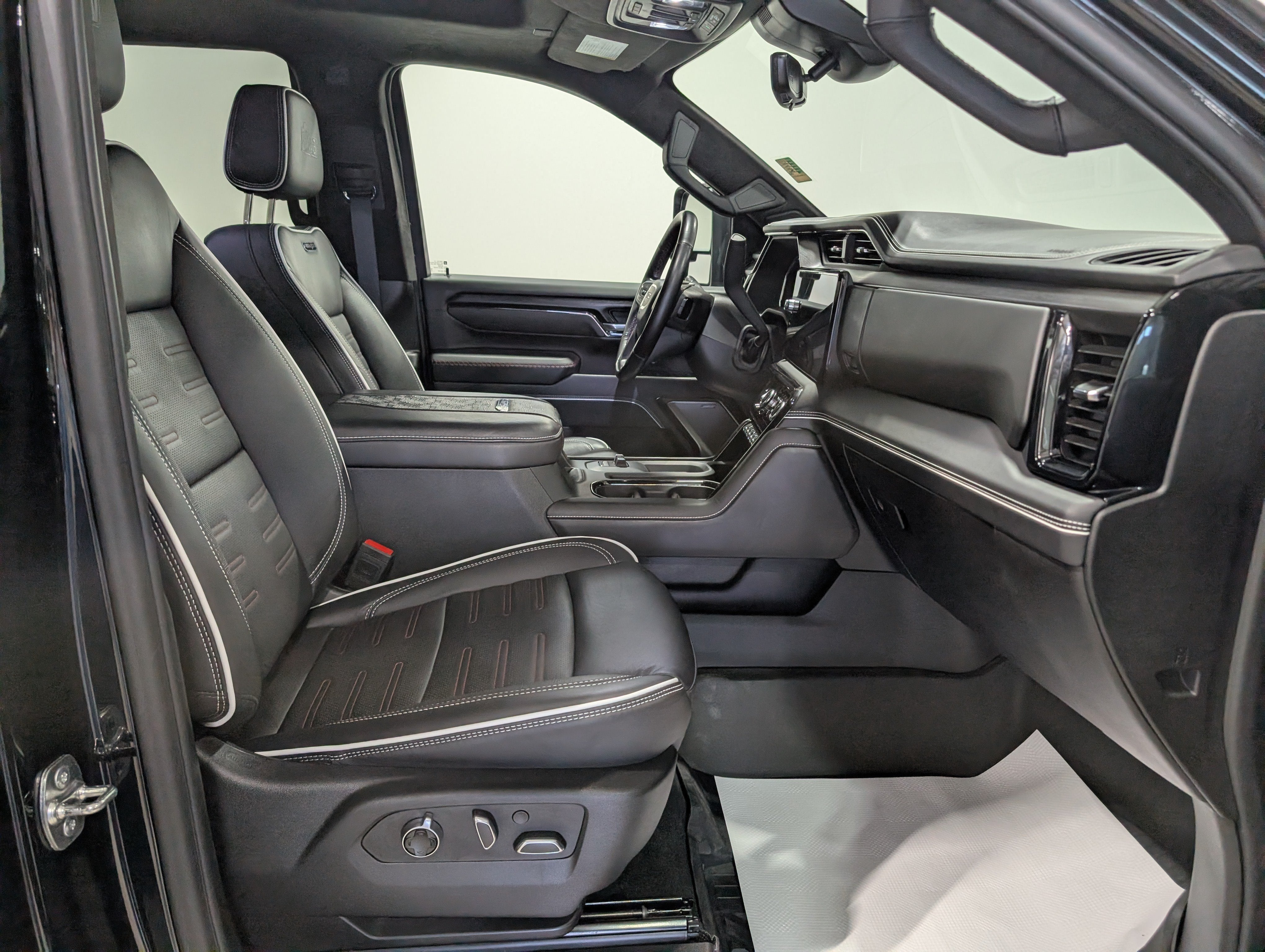 2025 GMC Sierra 2500 HD AT4X
