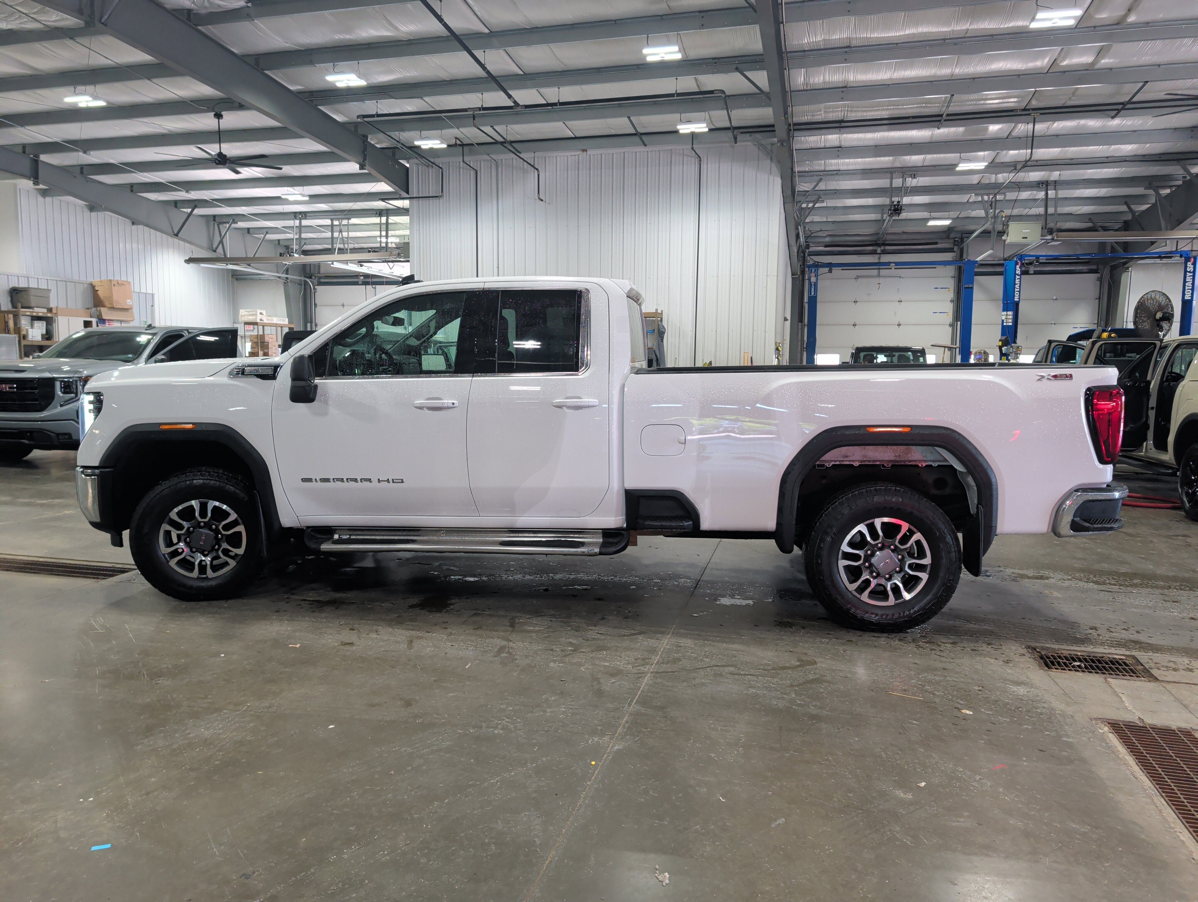 2024 GMC Sierra 2500 HD SLE