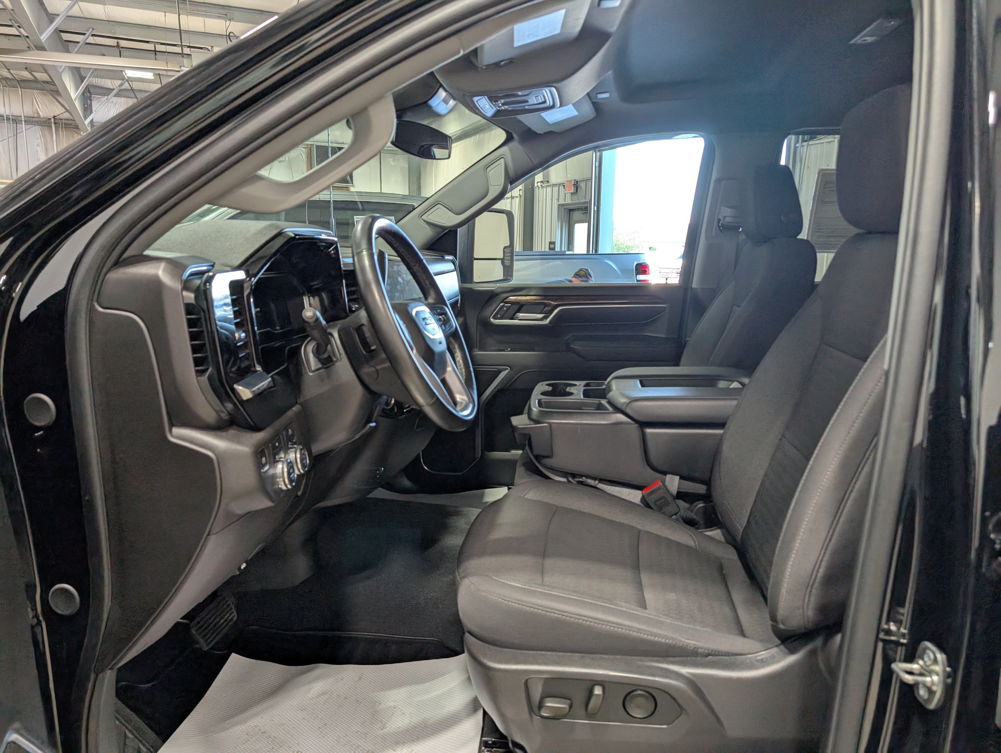 2025 GMC Sierra 2500 HD SLE