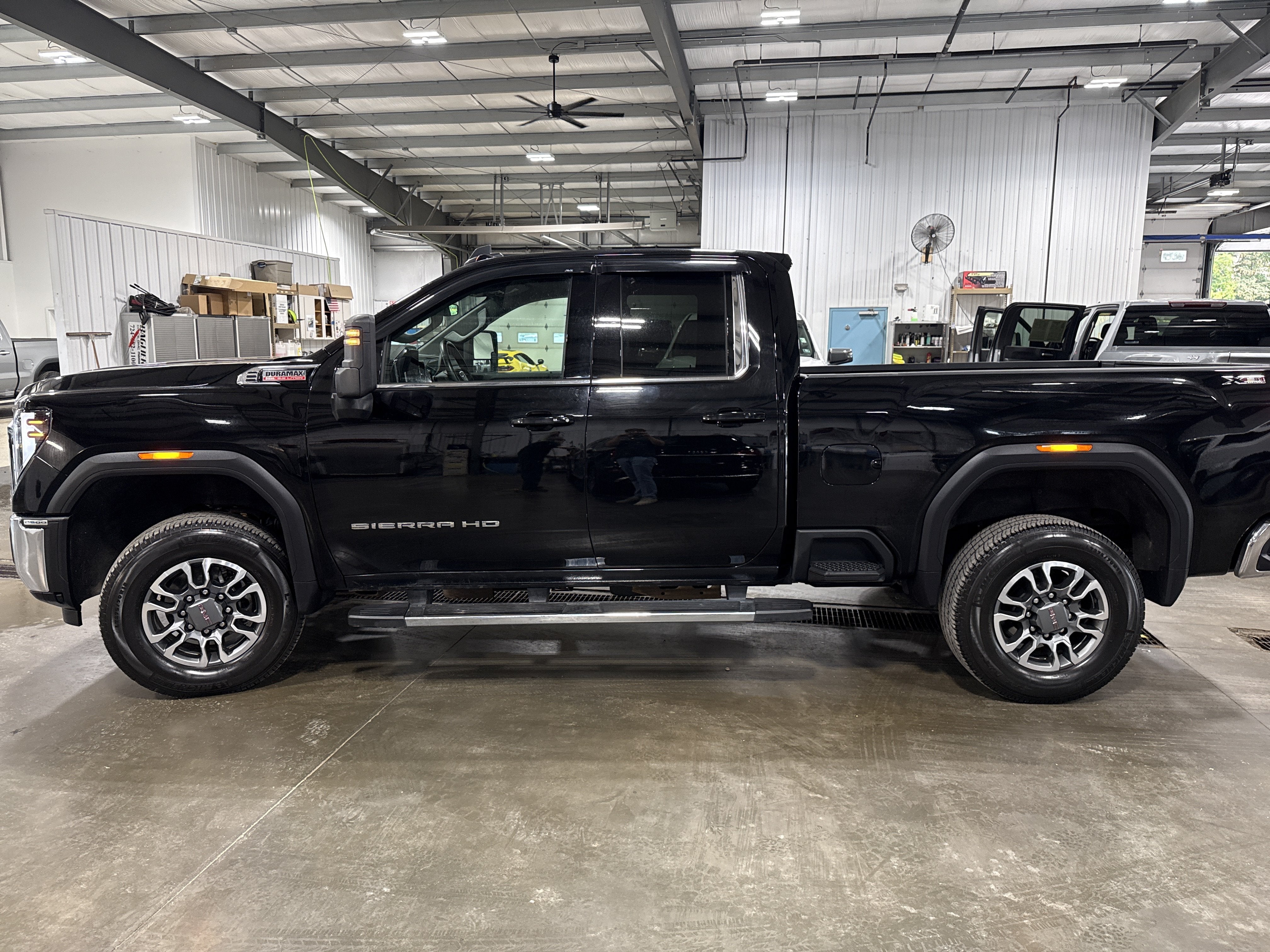 2025 GMC Sierra 2500 HD SLE