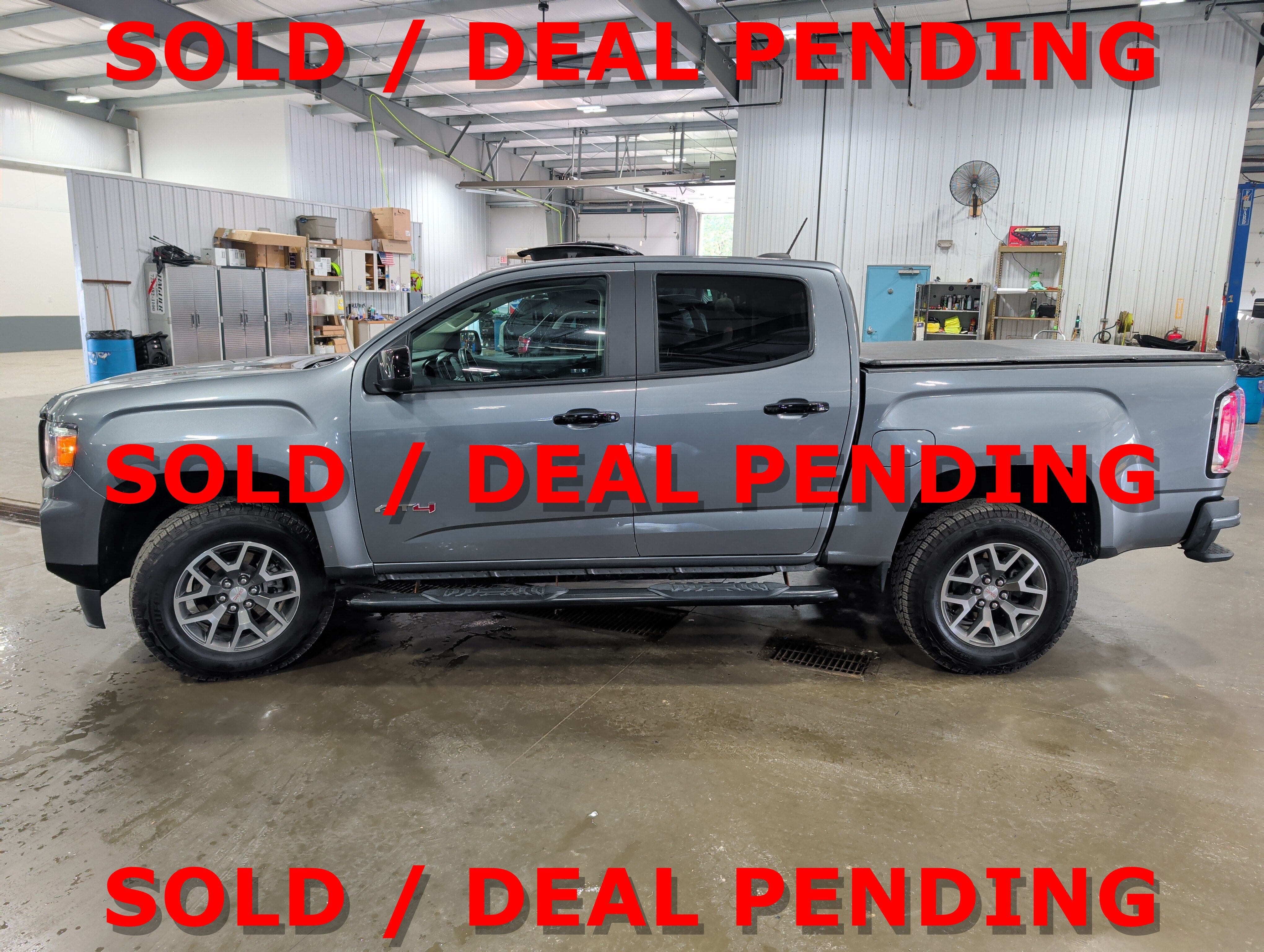 2022 GMC Canyon 4WD AT4 w/Leather