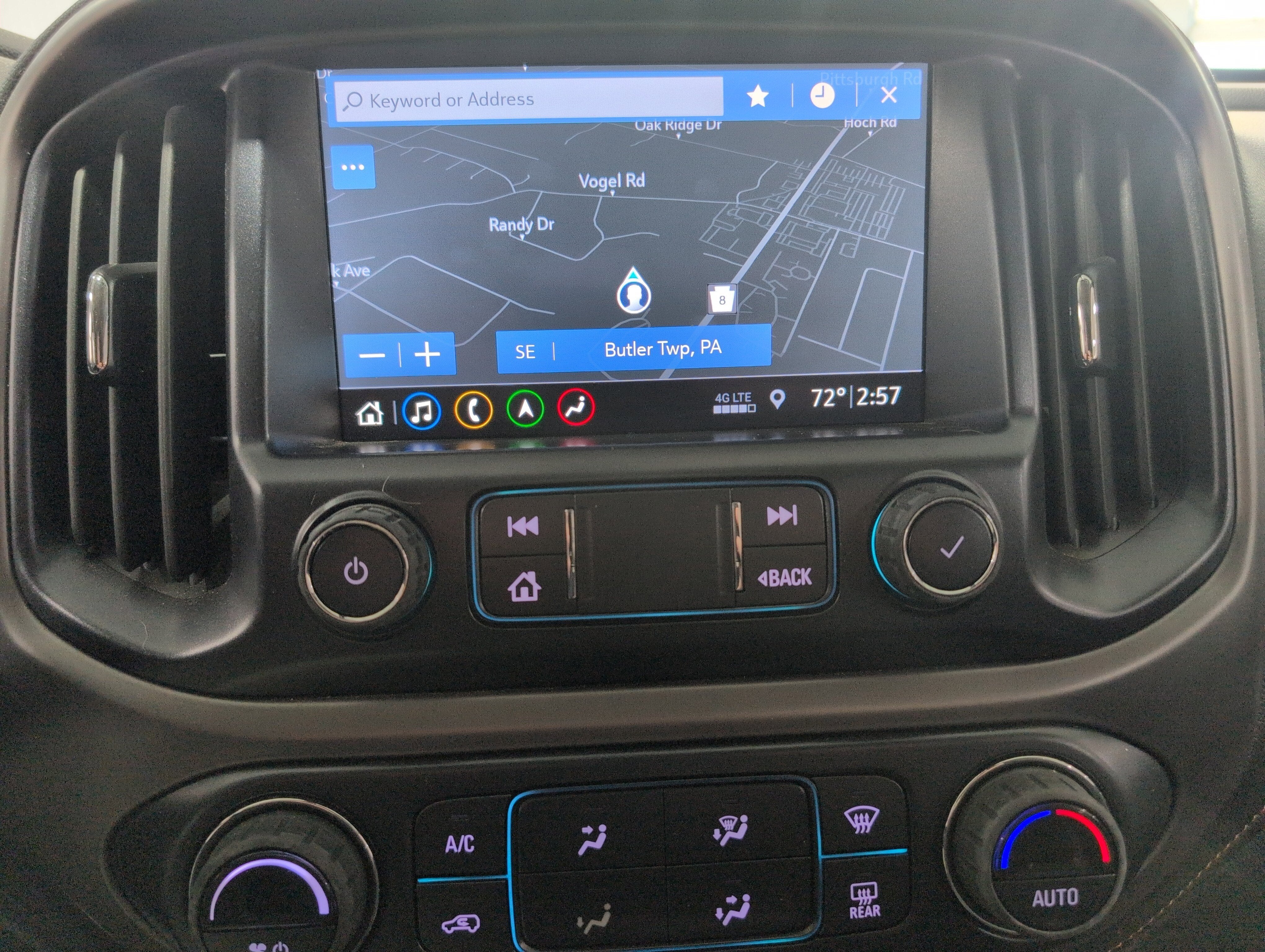 2022 GMC Canyon AT4 - Leather