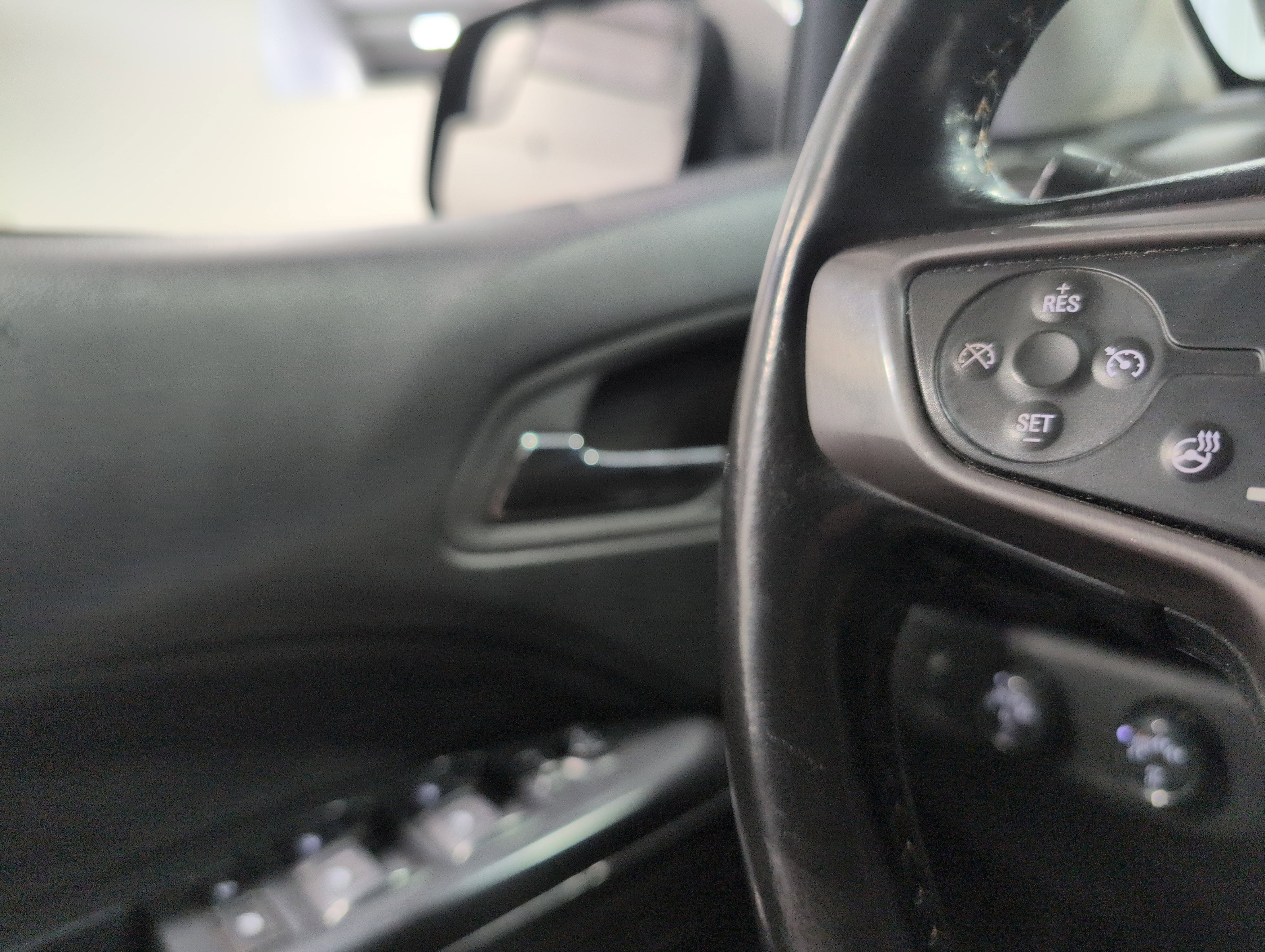 2022 GMC Canyon AT4 - Leather