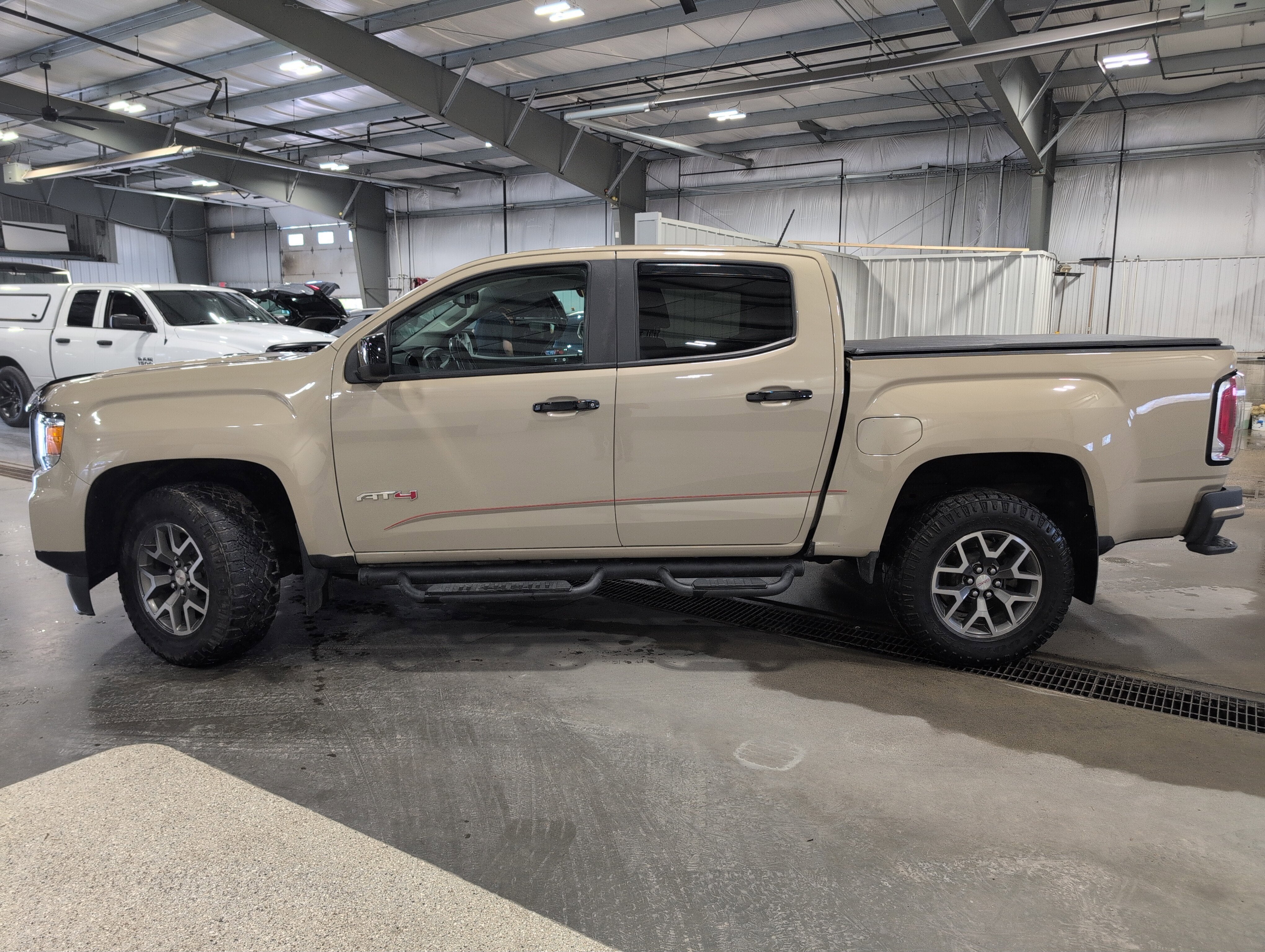 2022 GMC Canyon AT4 - Leather