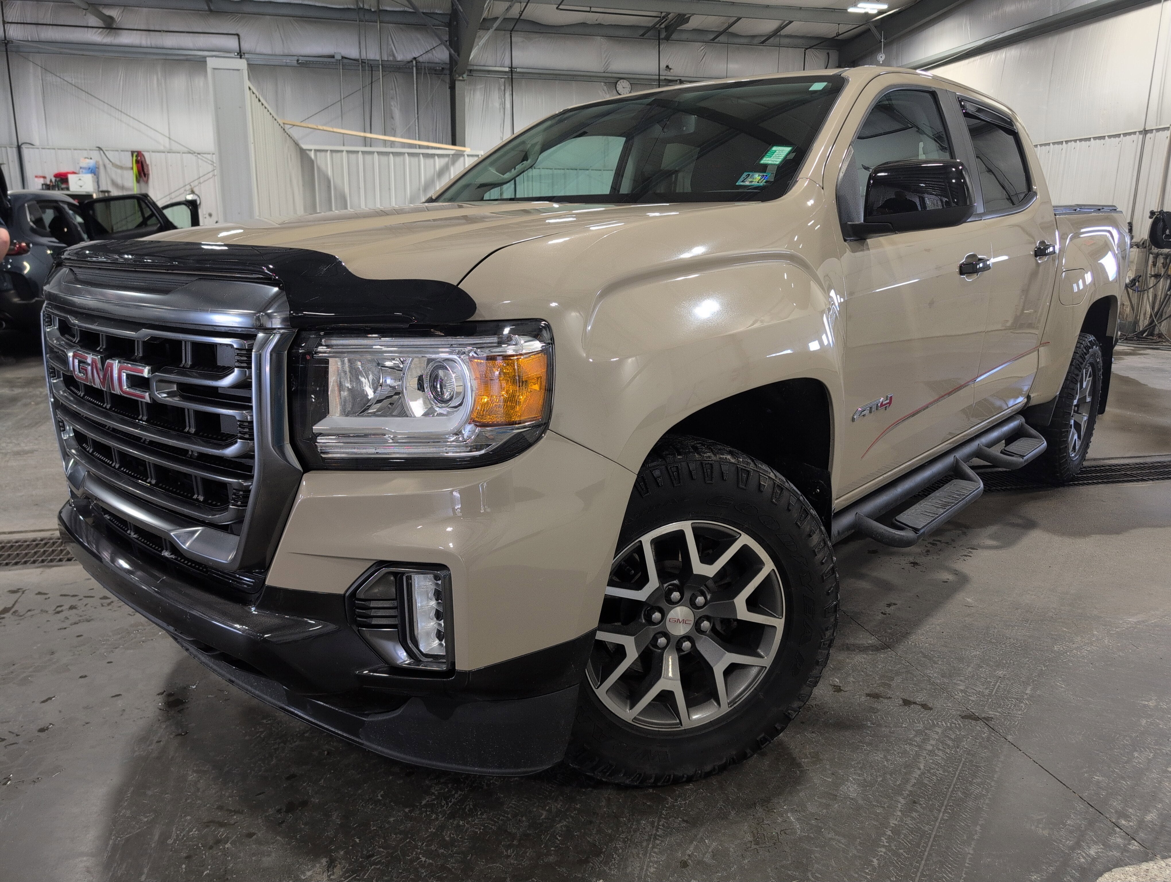 2022 GMC Canyon AT4 - Leather