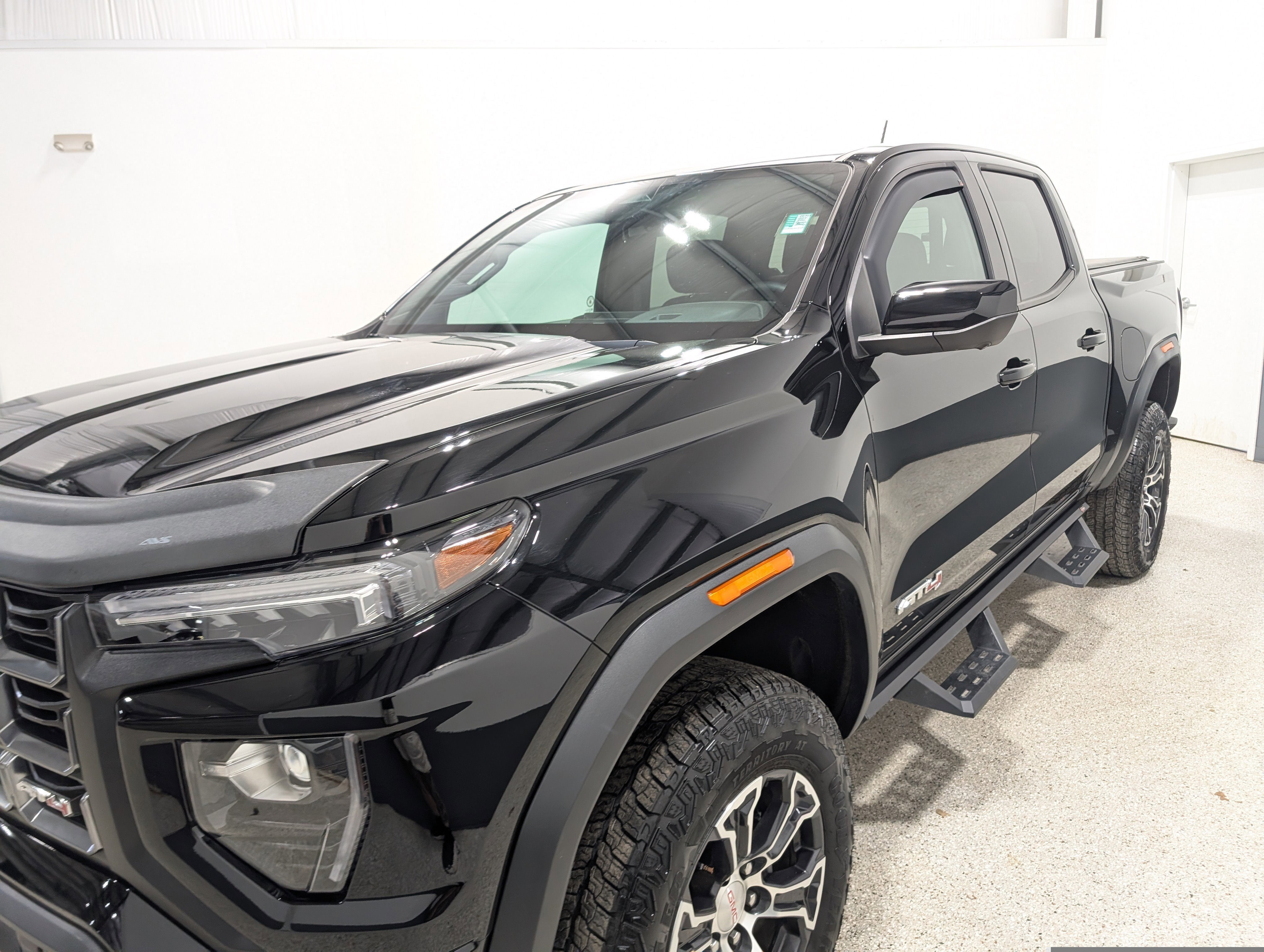 2024 GMC Canyon AT4