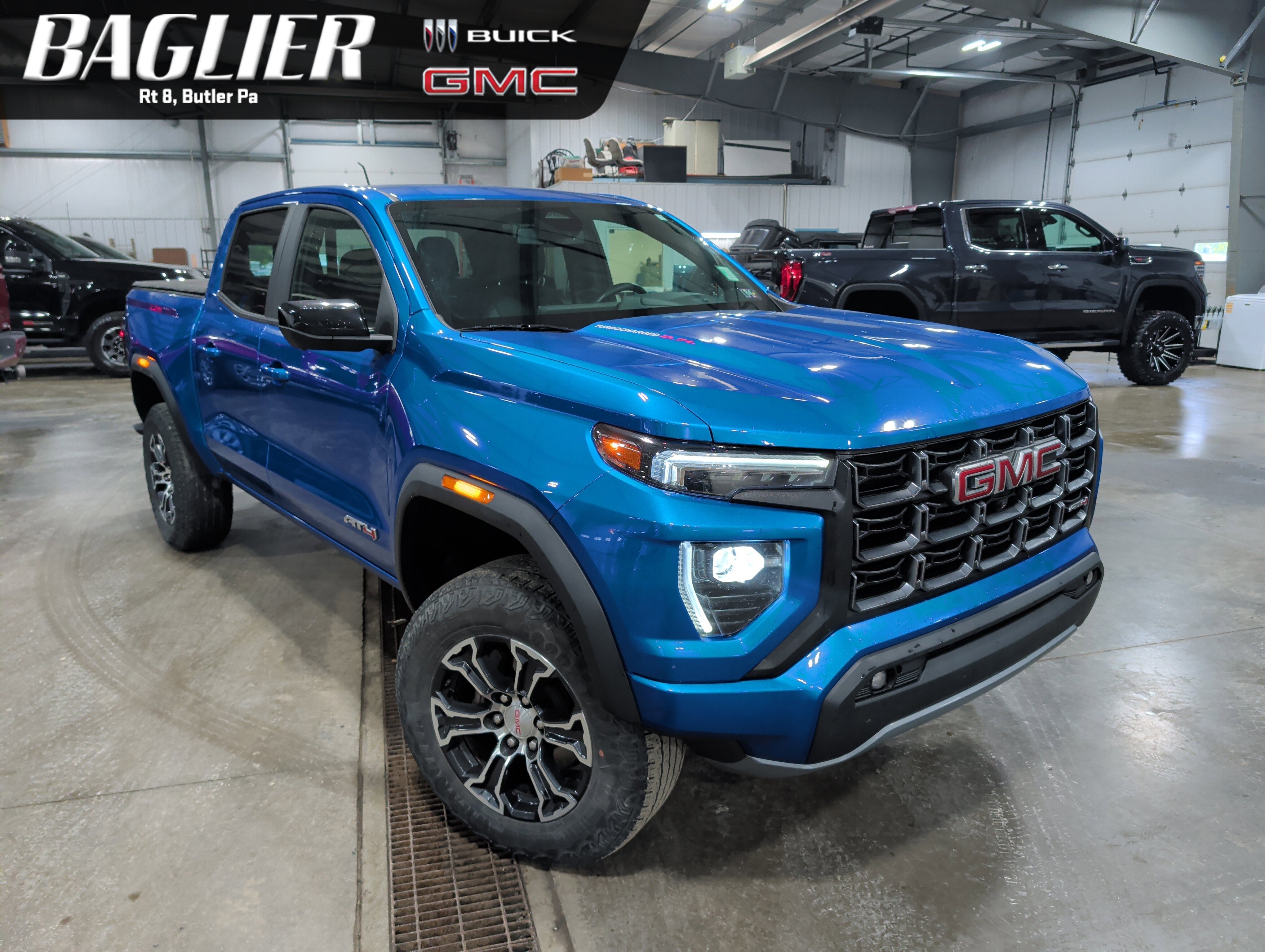 2023 GMC Canyon 4WD AT4 Crew Cab Short Box's photo