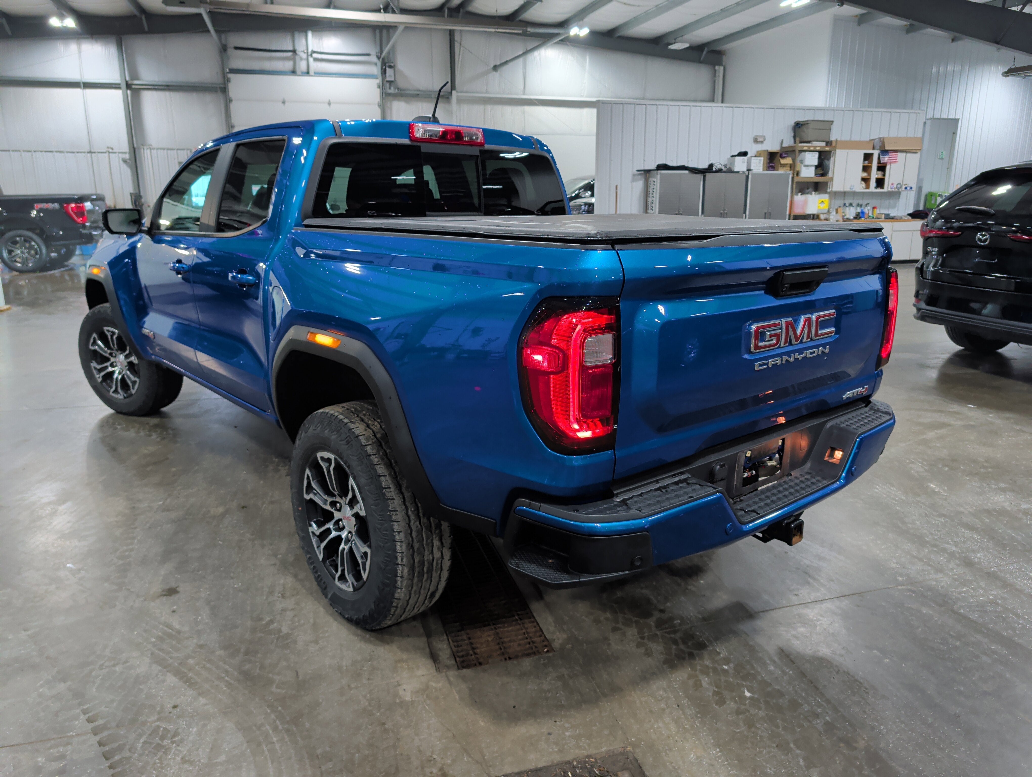2023 GMC Canyon AT4