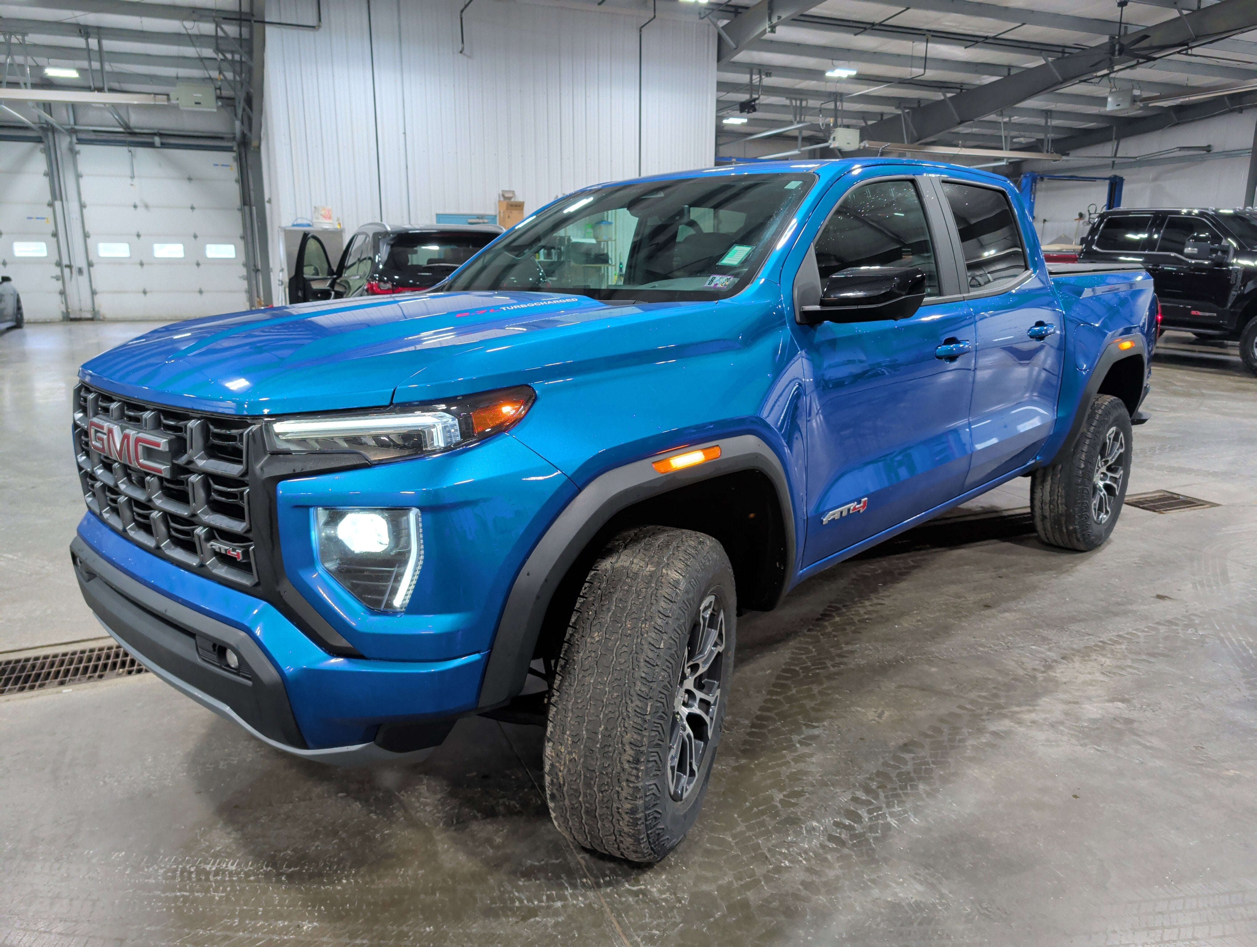 2023 GMC Canyon AT4