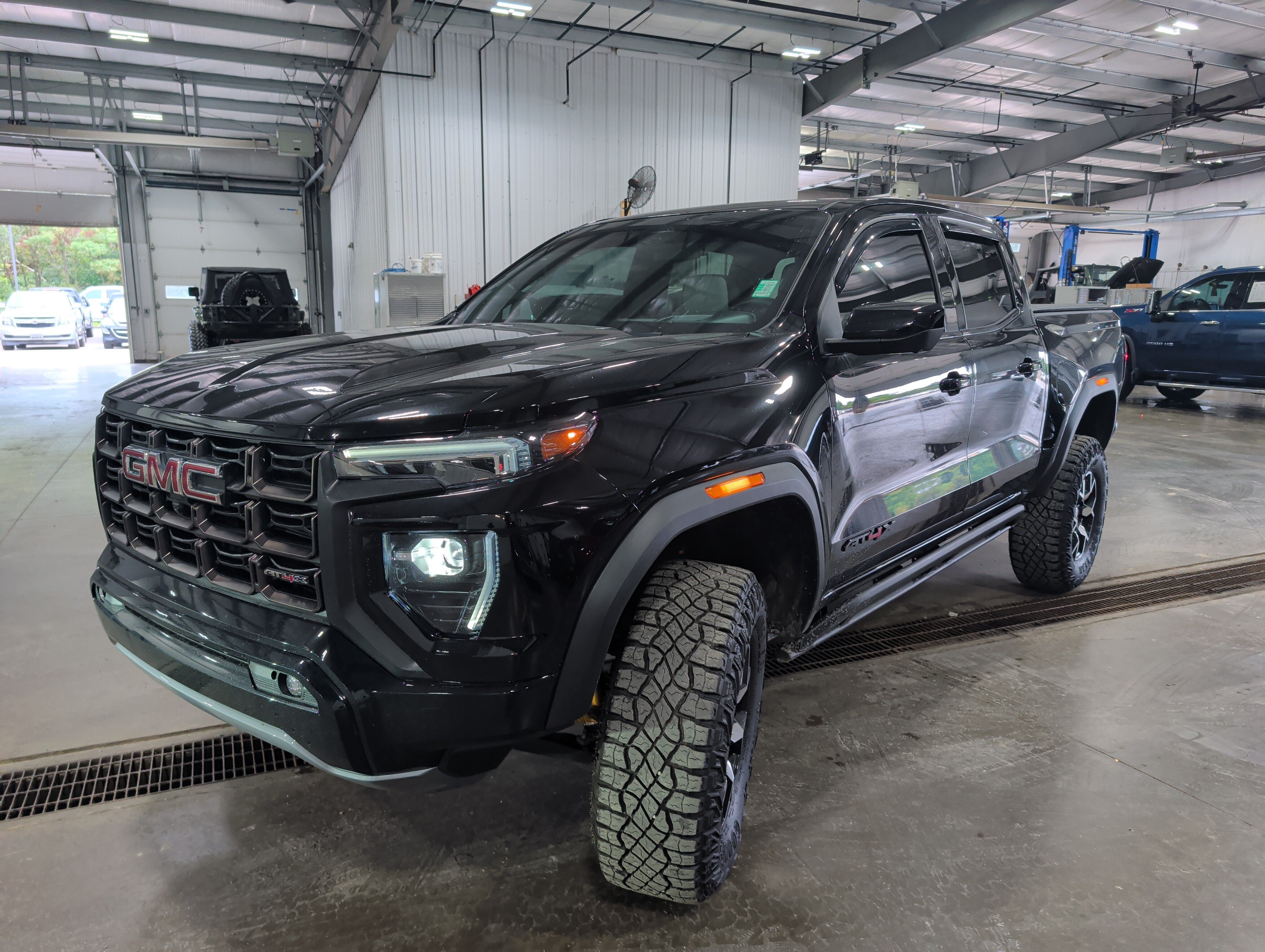 2024 GMC Canyon AT4X