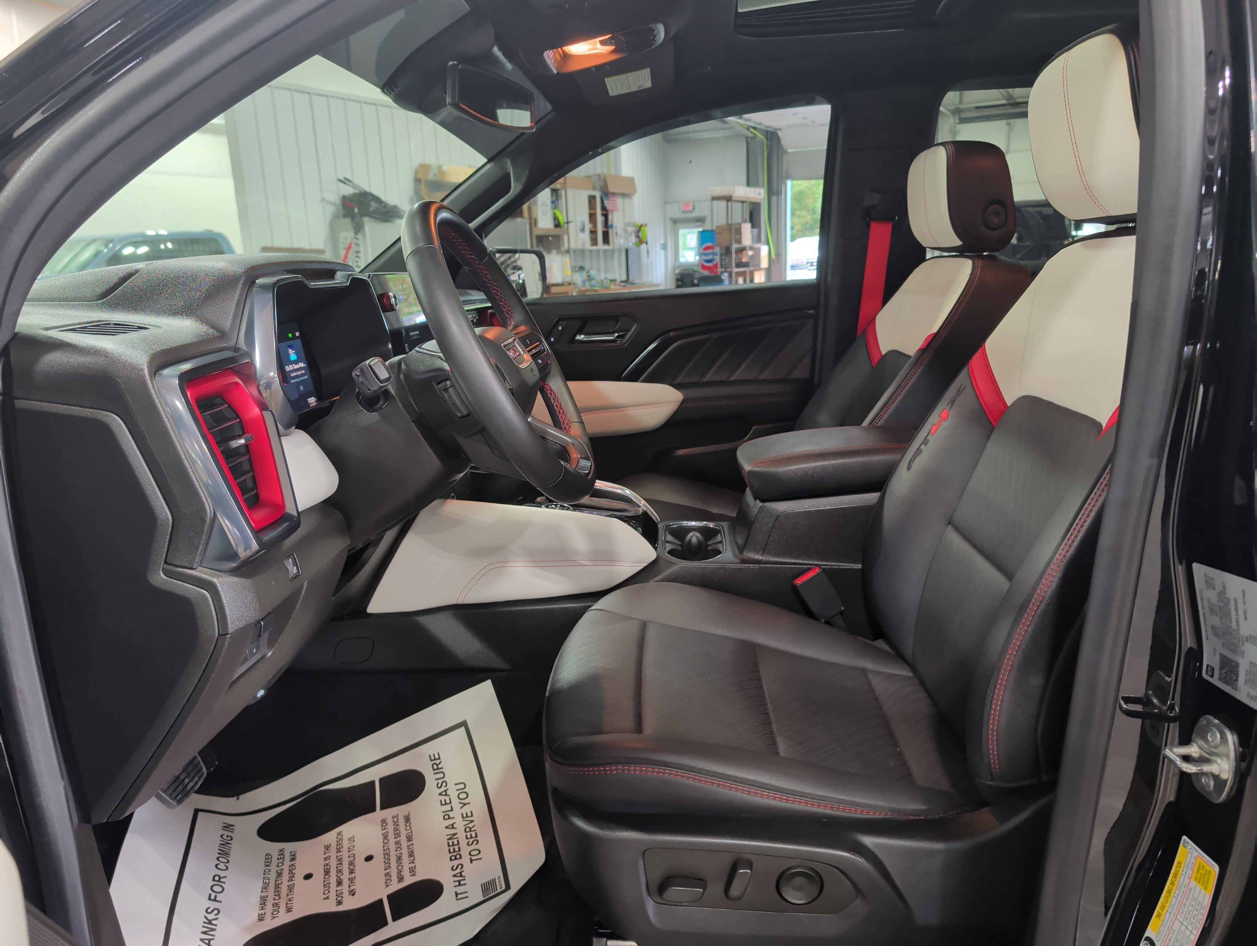 2024 GMC Canyon AT4X