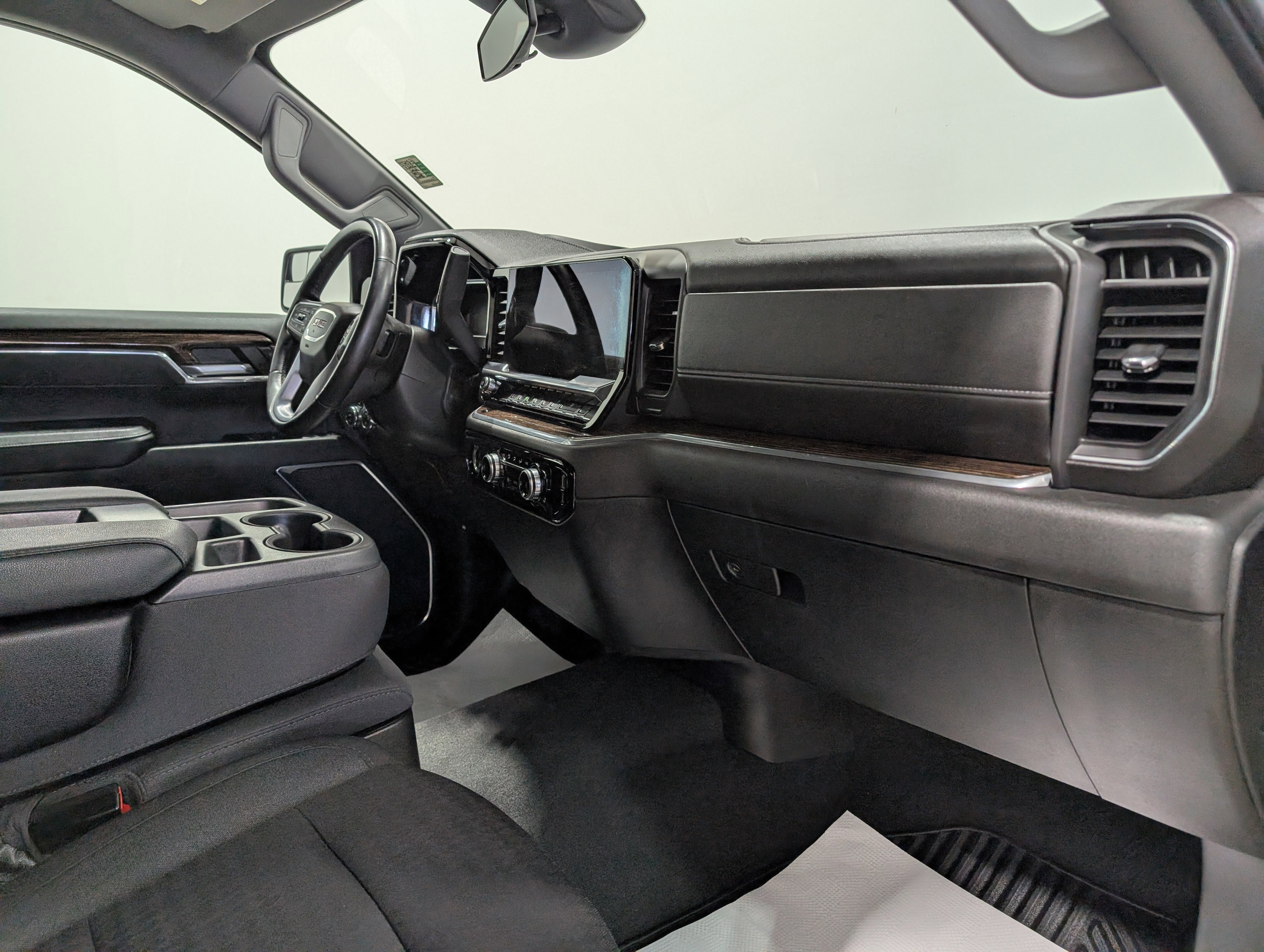 2023 GMC Sierra 1500 SLE