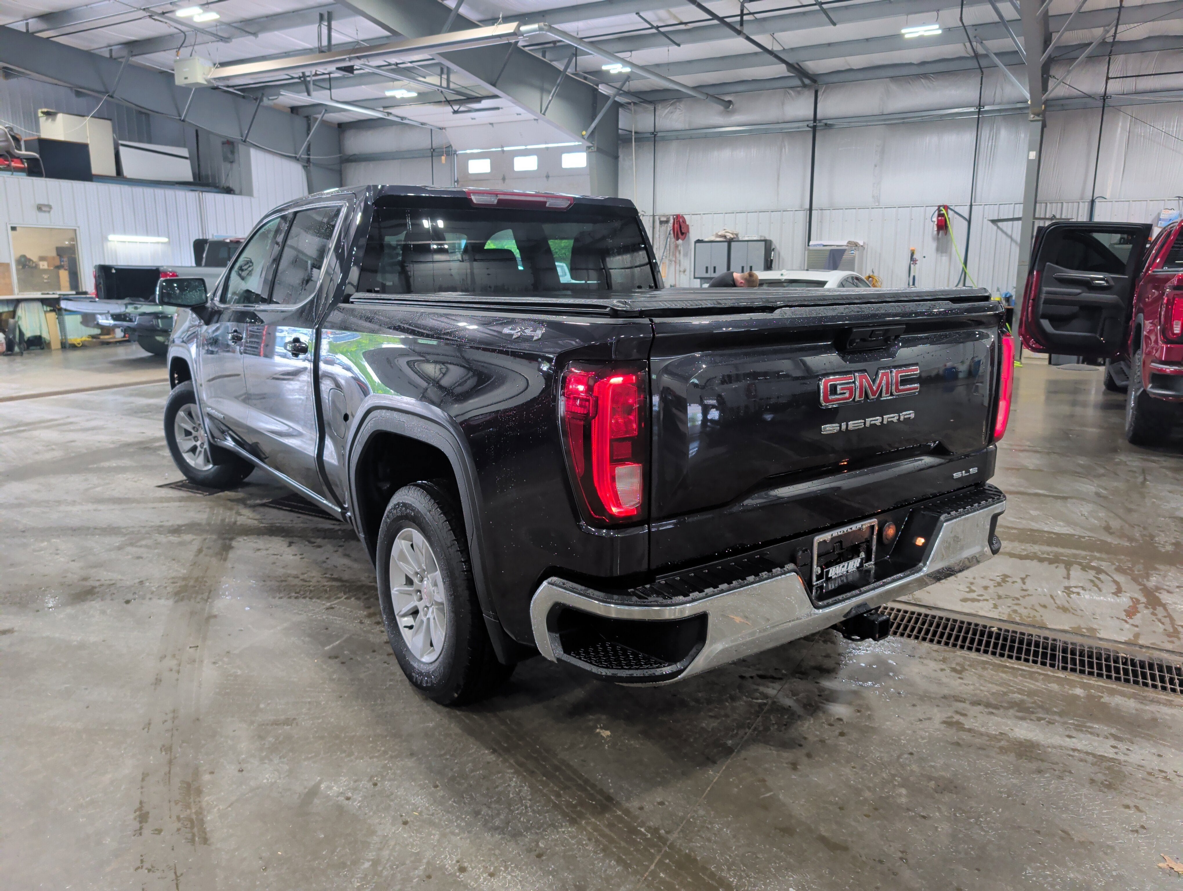 2023 GMC Sierra 1500 SLE