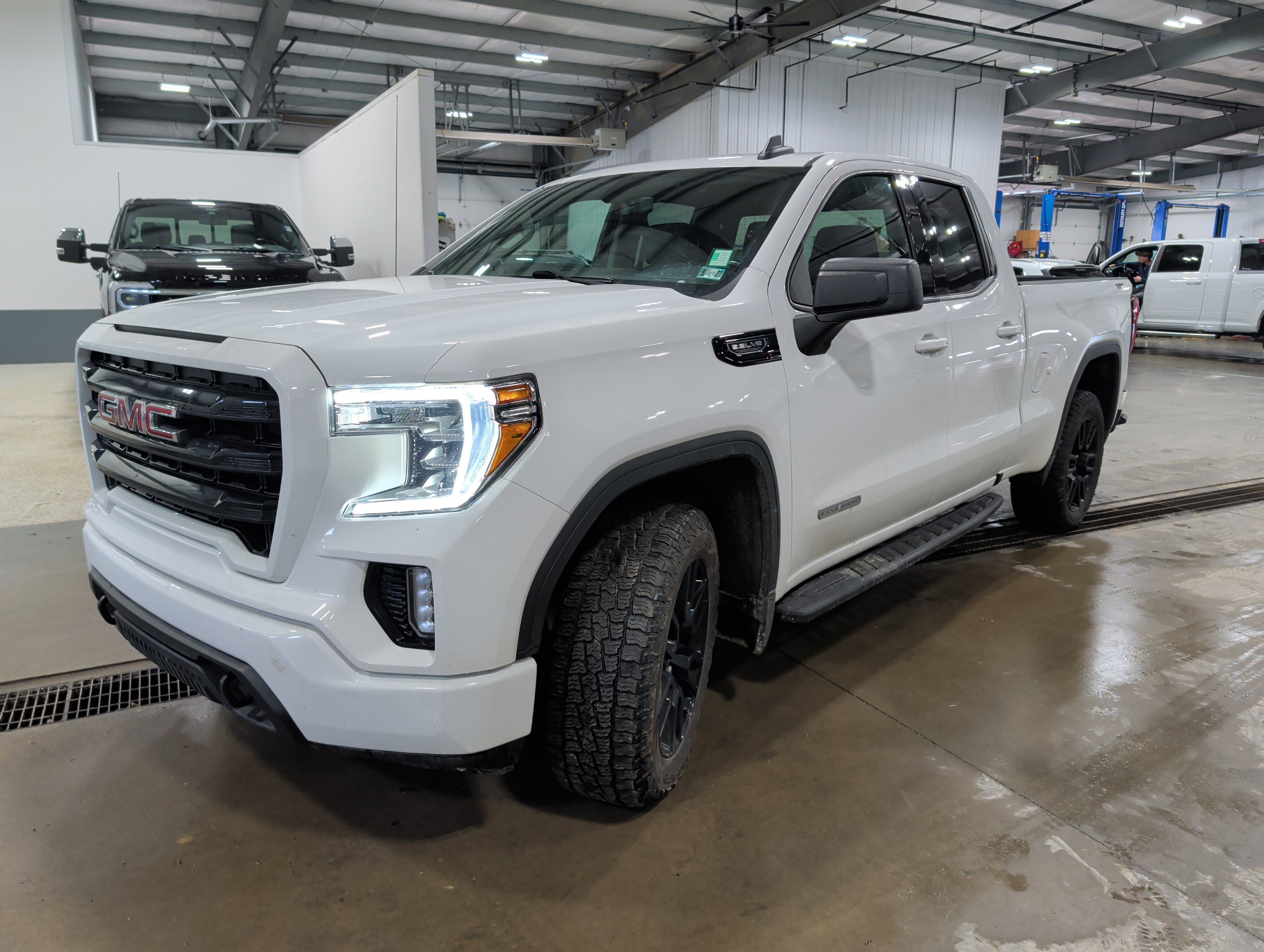 2022 GMC Sierra 1500 Limited Elevation